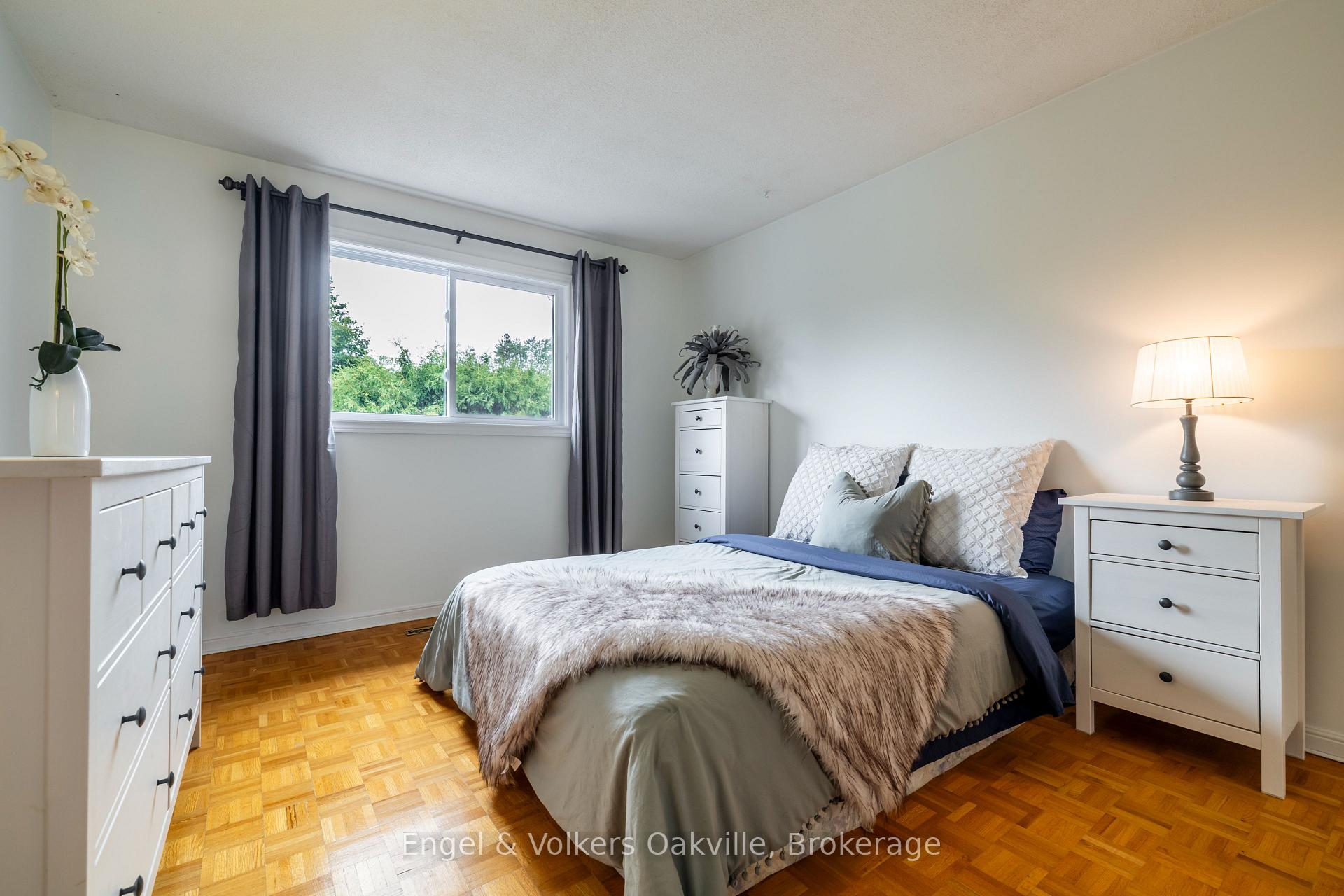 Photo 22 of 1181 Grange Road, Oakville, Falgarwood — HOMEH