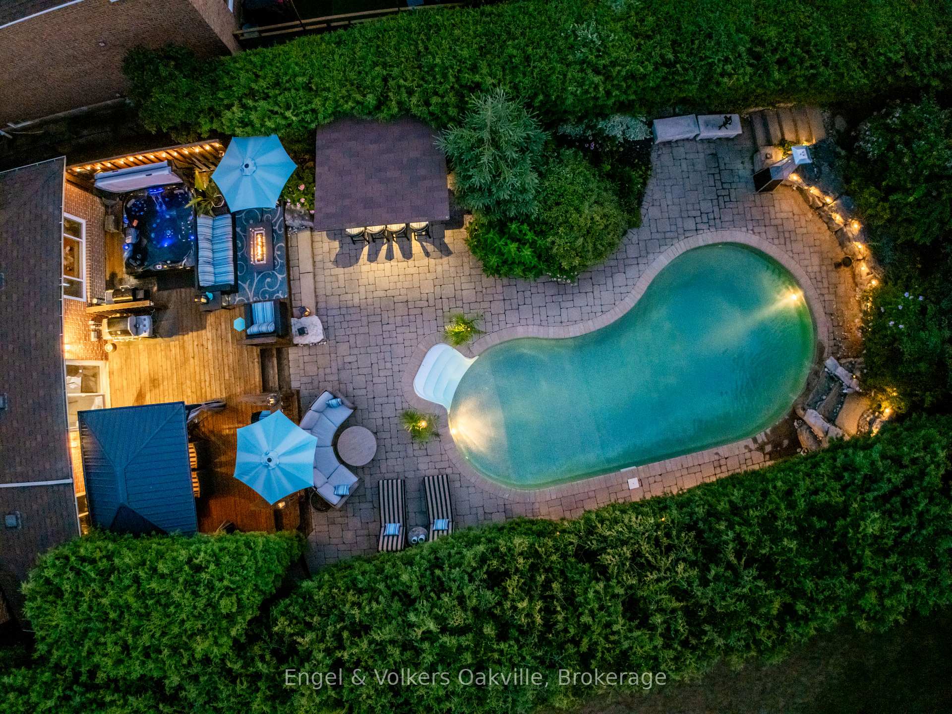 Photo 34 of 1181 Grange Road, Oakville, Falgarwood — HOMEH