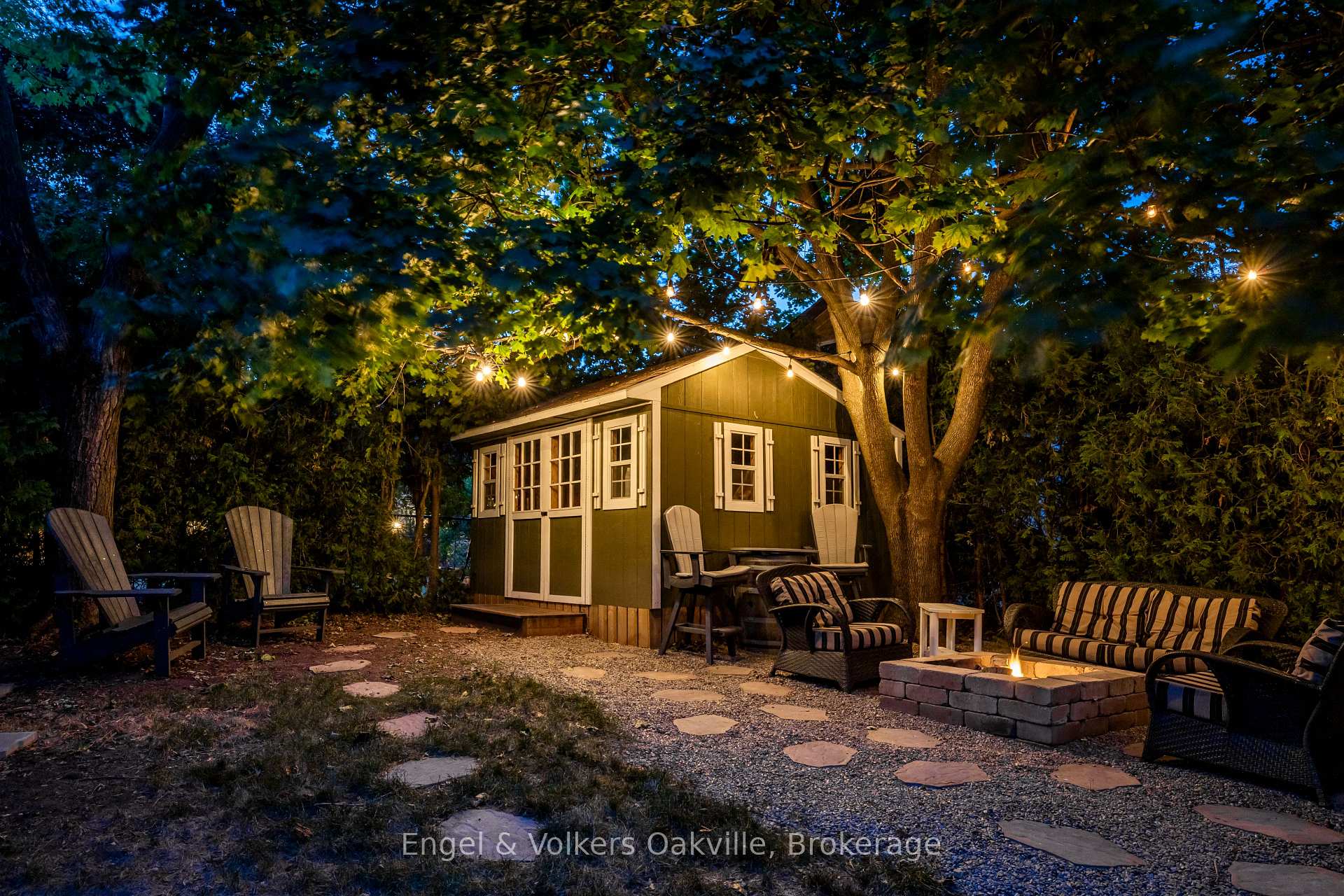 Photo 38 of 1181 Grange Road, Oakville, Falgarwood — HOMEH