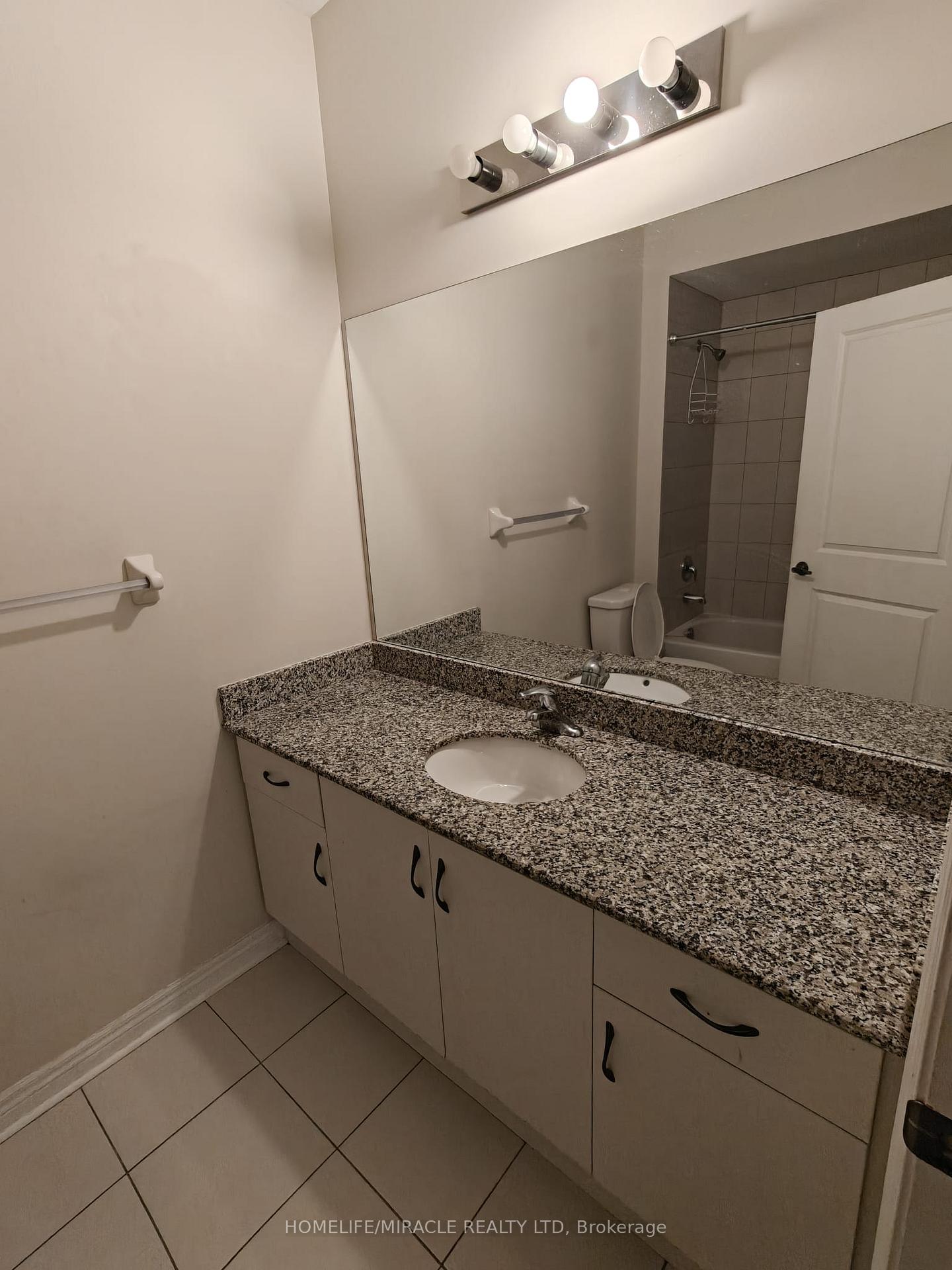 Photo 8 of Unit 118, 7325 Markham Road, Markham, Cedarwood — HOMEH