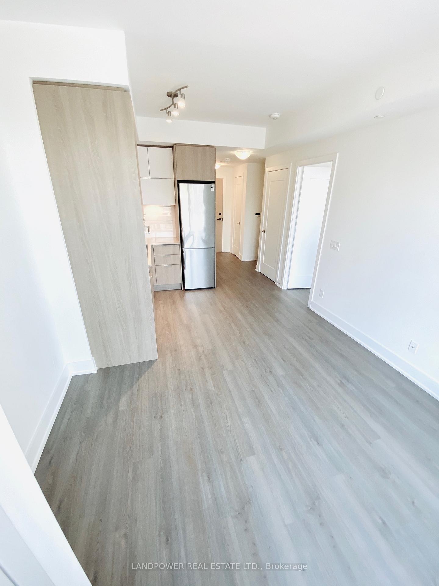 Photo 7 of Unit 209, 1 Belsize Drive, Toronto, Mount Pleasant West — HOMEH