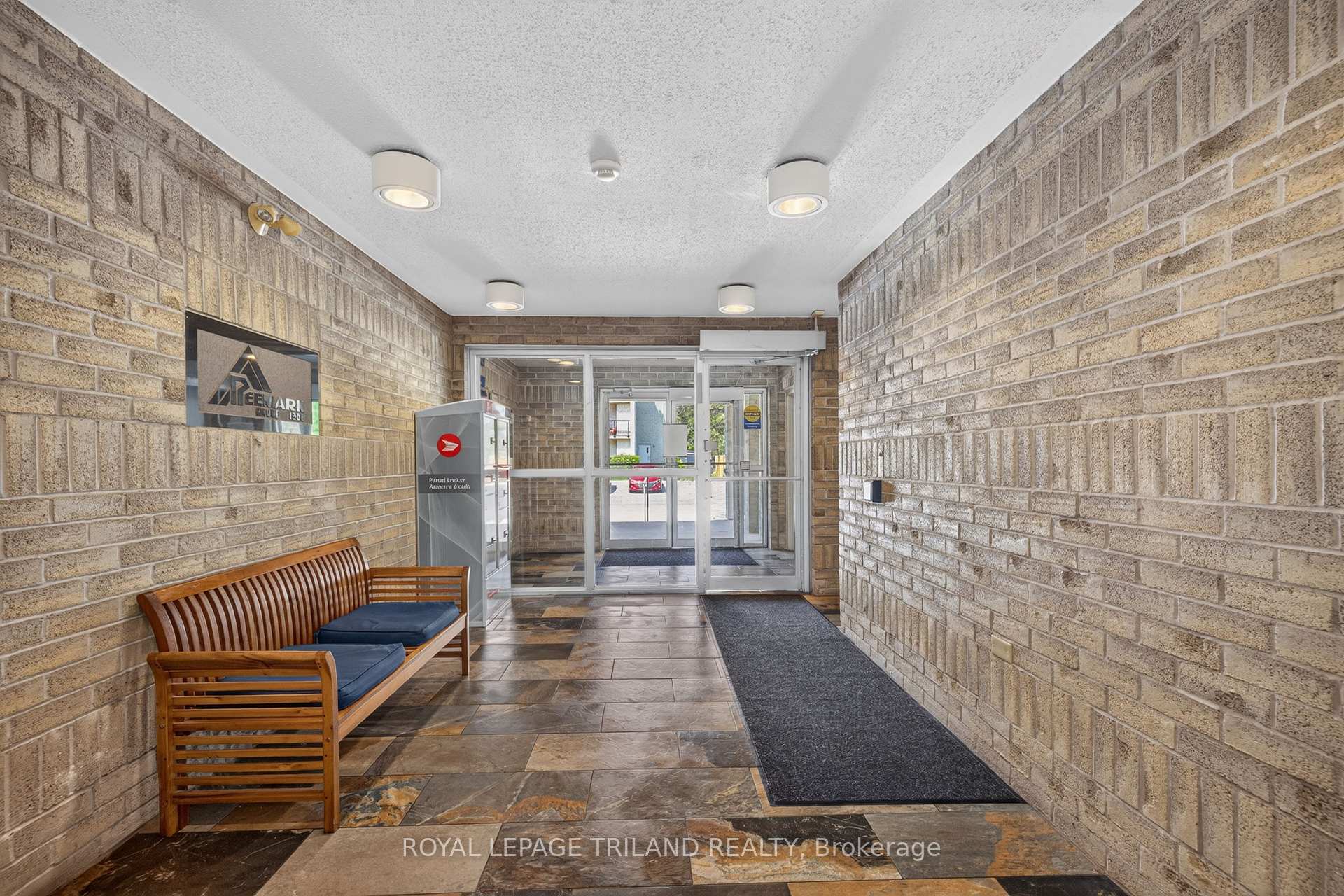 Photo 26 of Unit 102, 735 Deveron Crescent, London, South T — HOMEH