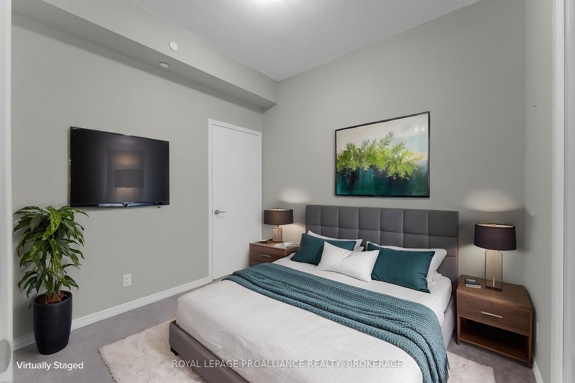 Photo 23 of Unit 813, 121 Queen Street, Kingston, East of Sir John A. Blvd — HOMEH