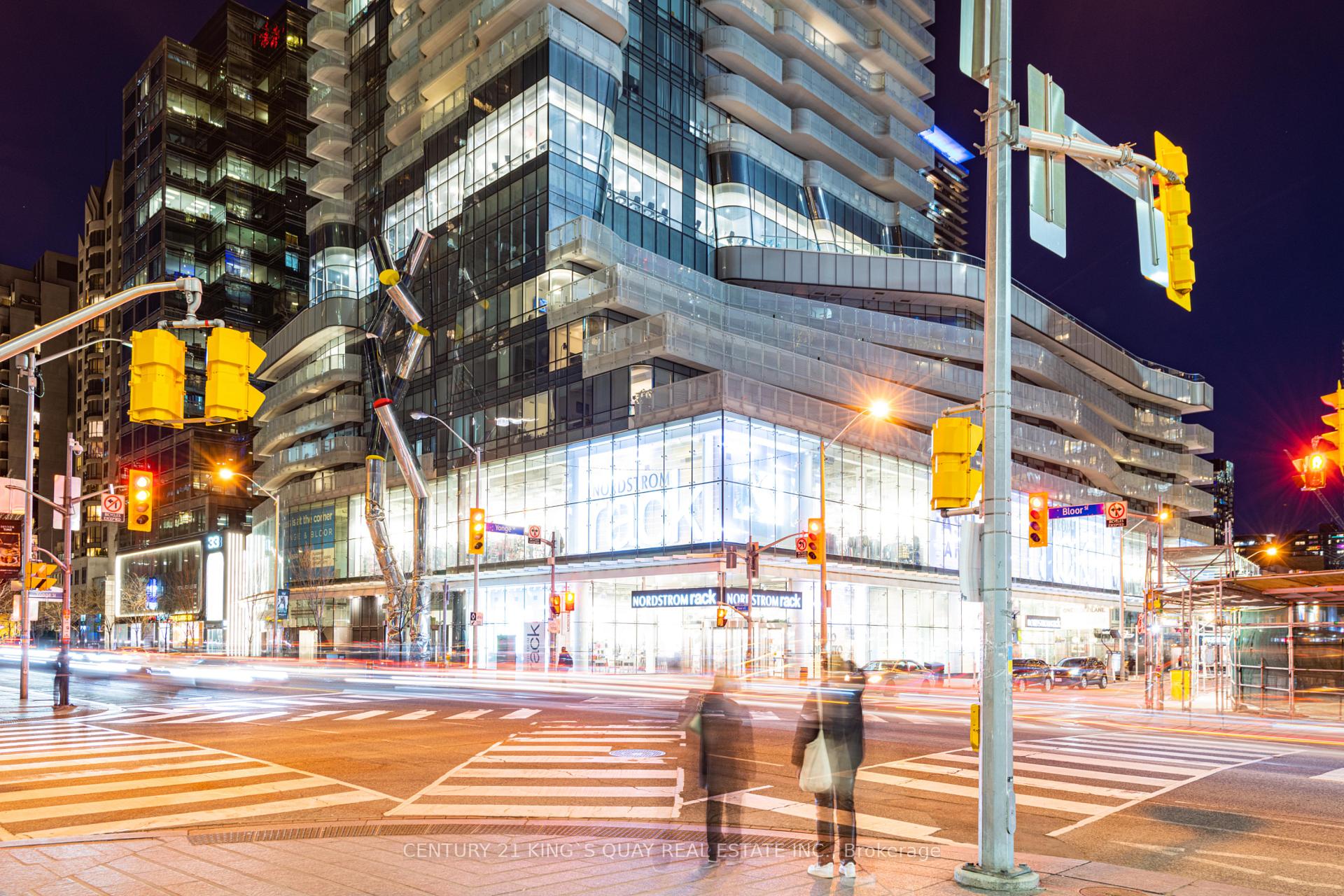 Photo 3 of Unit 1708, 1 Bloor Street E, Toronto, Church-Yonge Corridor — HOMEH