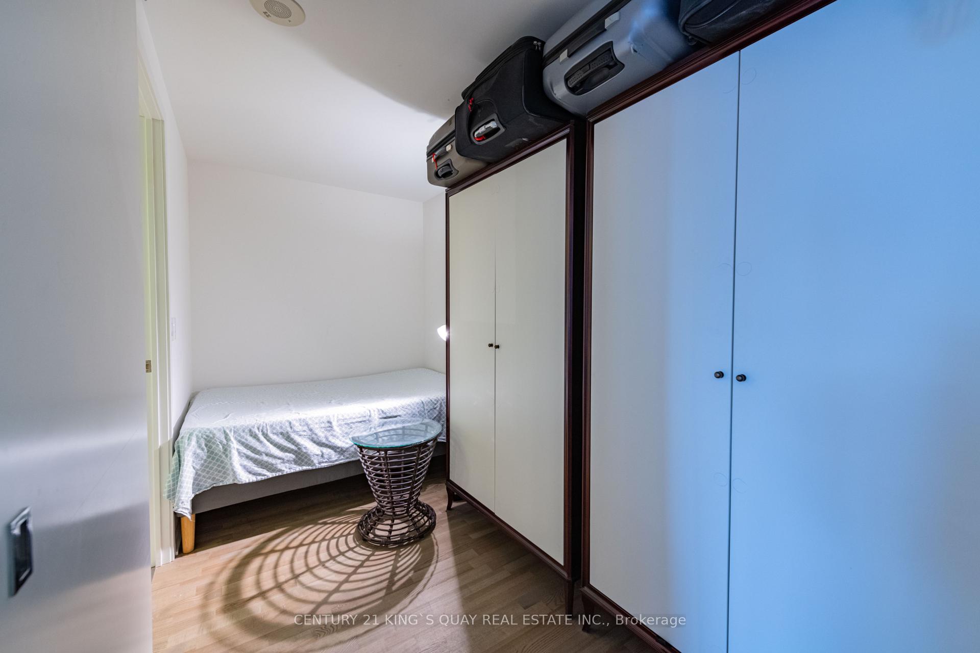 Photo 19 of Unit 1708, 1 Bloor Street E, Toronto, Church-Yonge Corridor — HOMEH