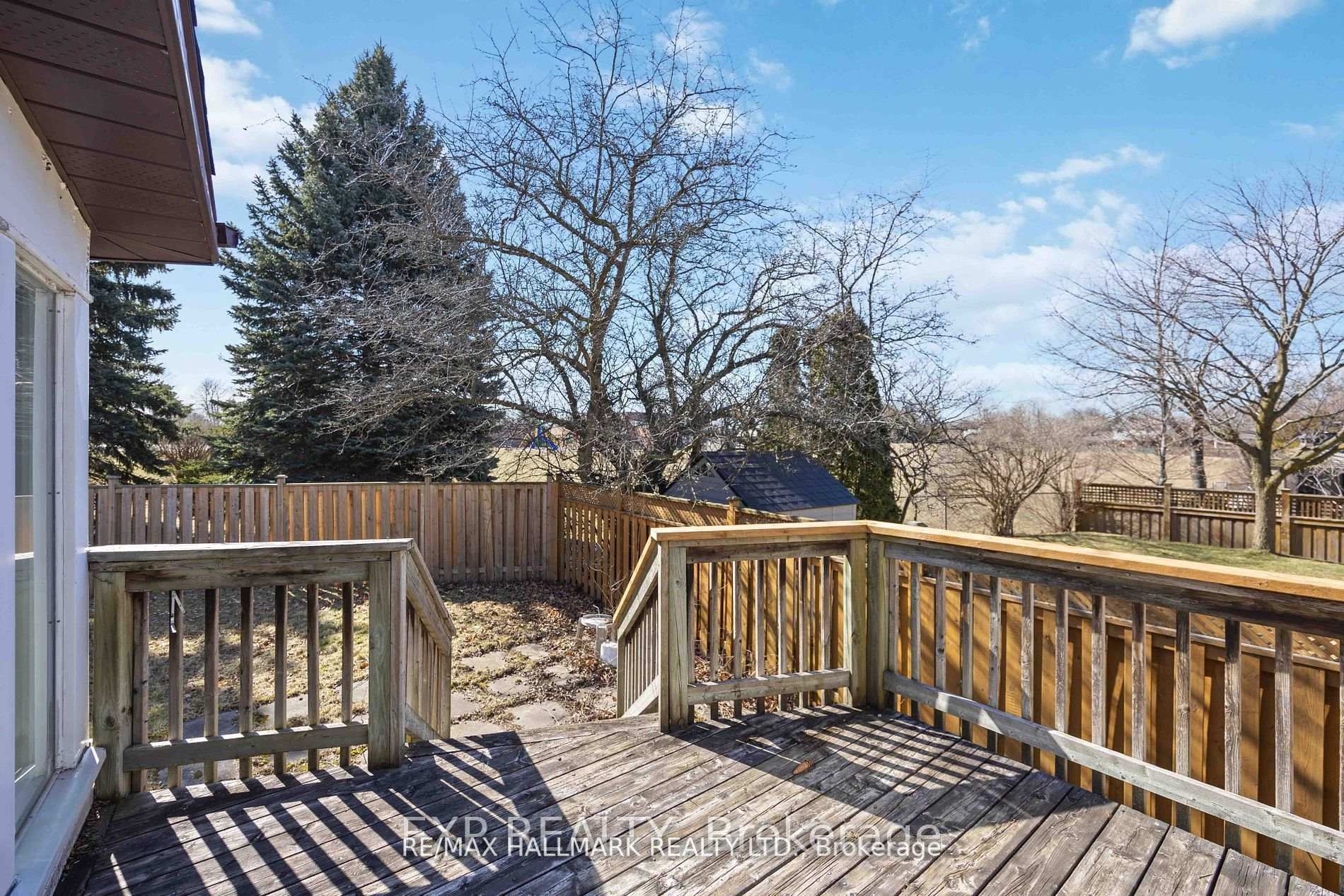 Photo 13 of 23 Ironshield Crescent, Markham, Royal Orchard — HOMEH