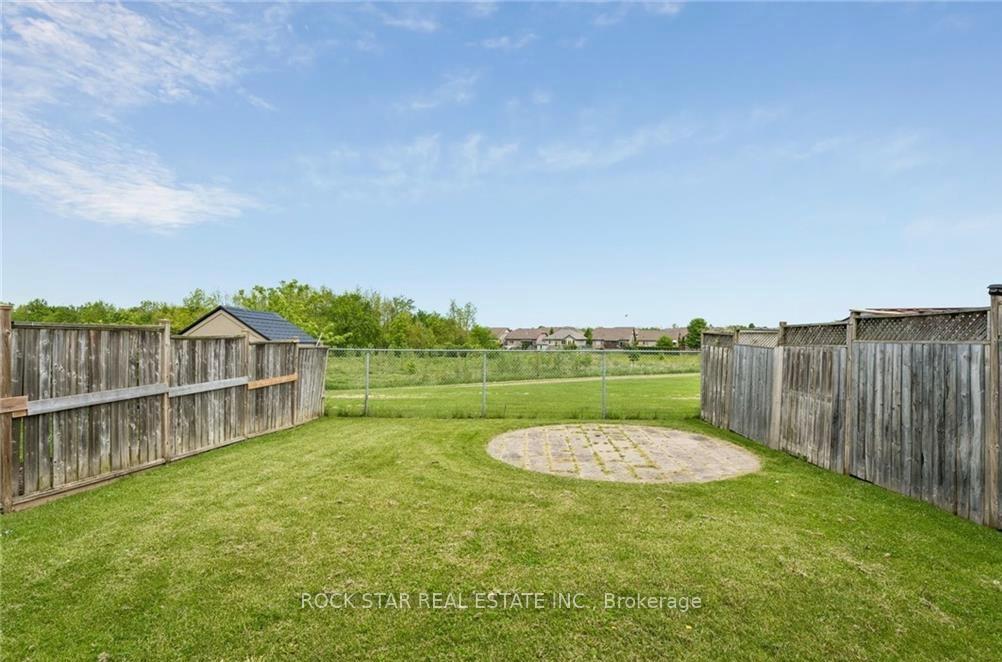 Photo 27 of 56 Golden Acres Drive, West Lincoln, Smithville — HOMEH