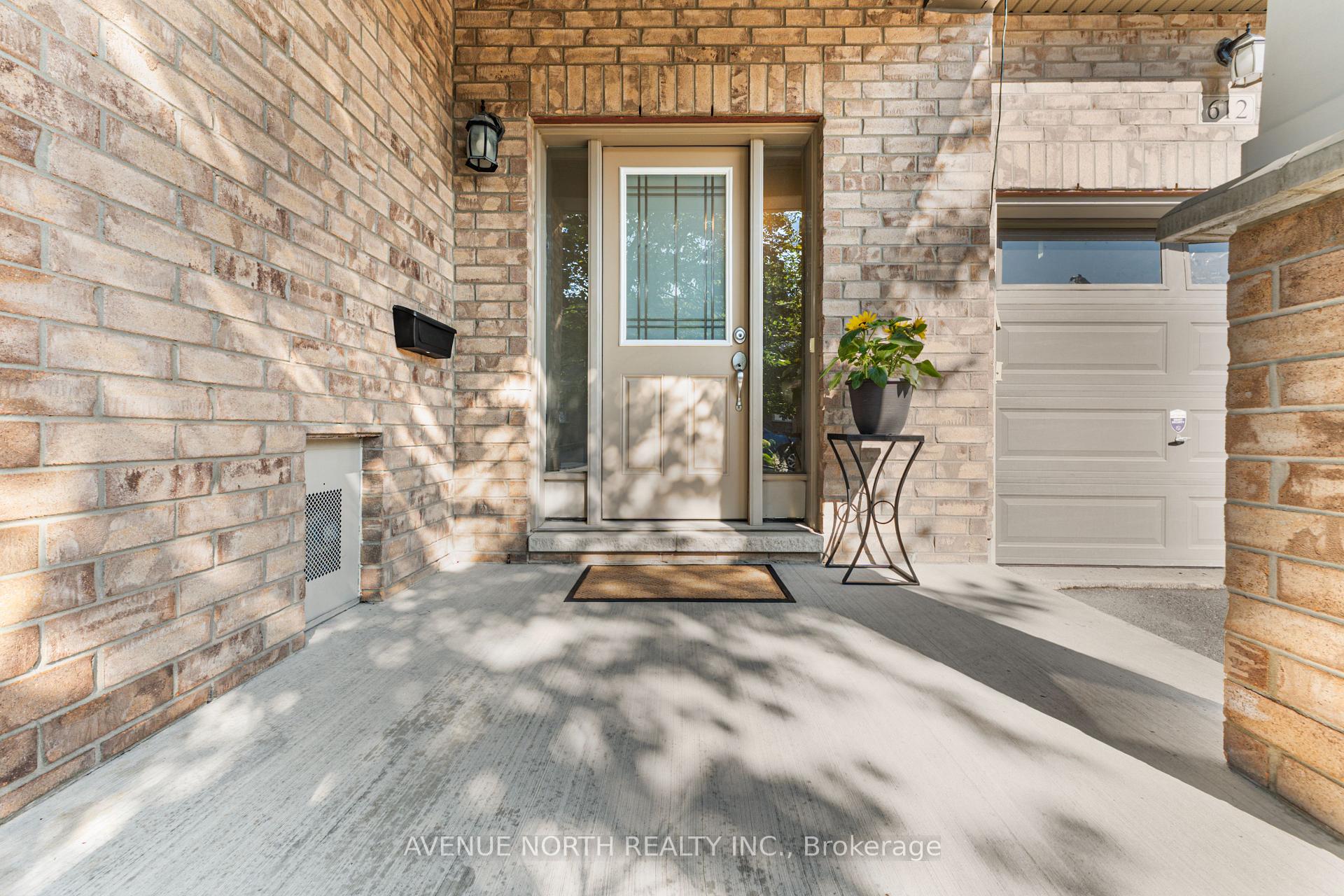 Photo 5 of 612 Via Campanale Avenue, Ottawa, Barrhaven - Longfields — HOMEH
