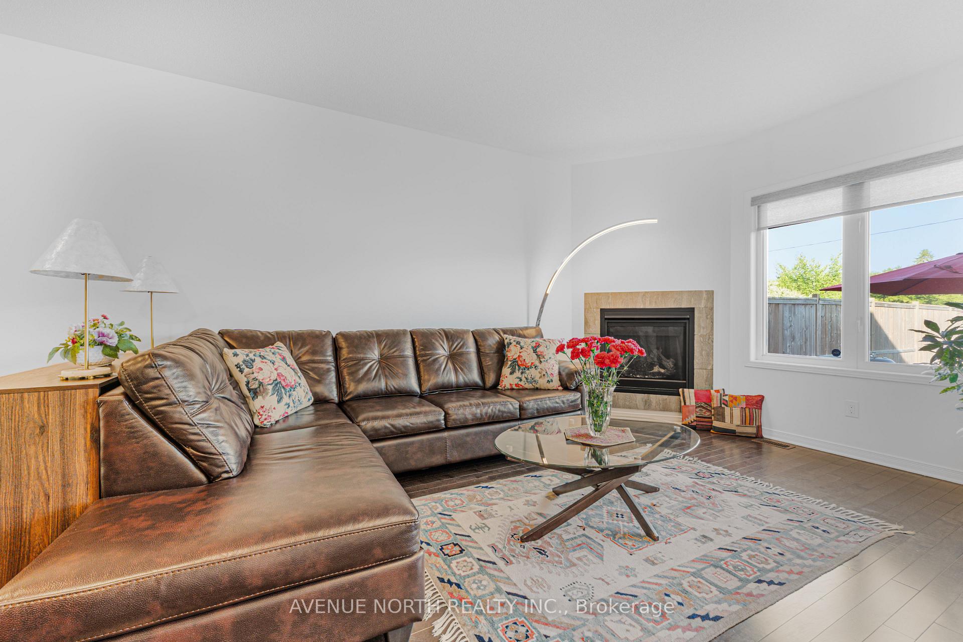 Photo 10 of 612 Via Campanale Avenue, Ottawa, Barrhaven - Longfields — HOMEH