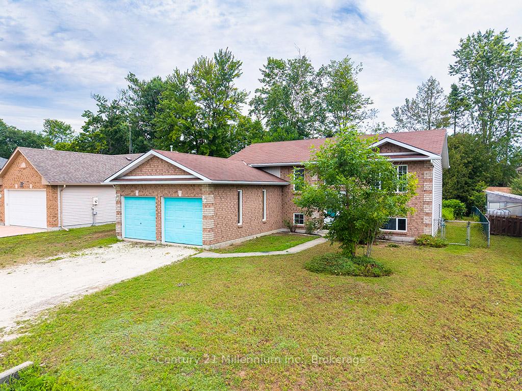 Photo 8 of 46 Royal Beech Drive, Wasaga Beach — HOMEH