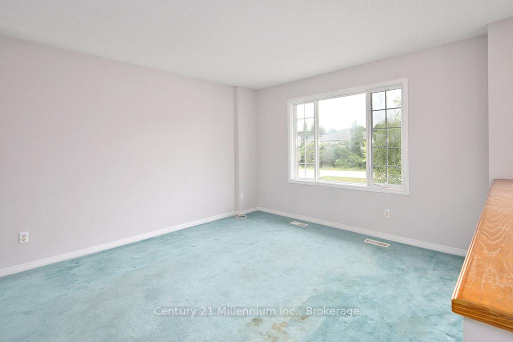 Photo 12 of 46 Royal Beech Drive, Wasaga Beach — HOMEH