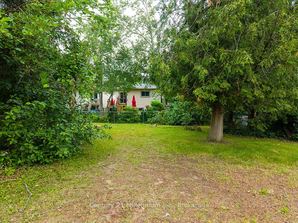 Photo 37 of 46 Royal Beech Drive, Wasaga Beach — HOMEH