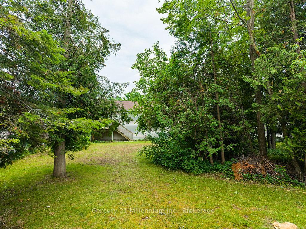 Photo 39 of 46 Royal Beech Drive, Wasaga Beach — HOMEH