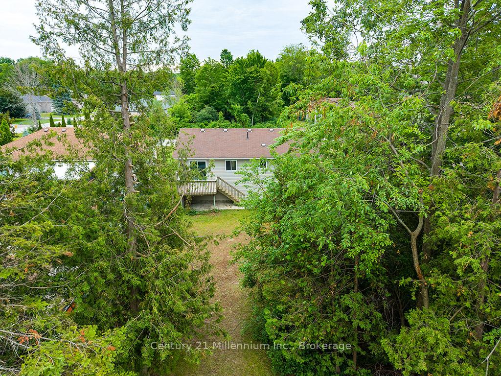 Photo 40 of 46 Royal Beech Drive, Wasaga Beach — HOMEH
