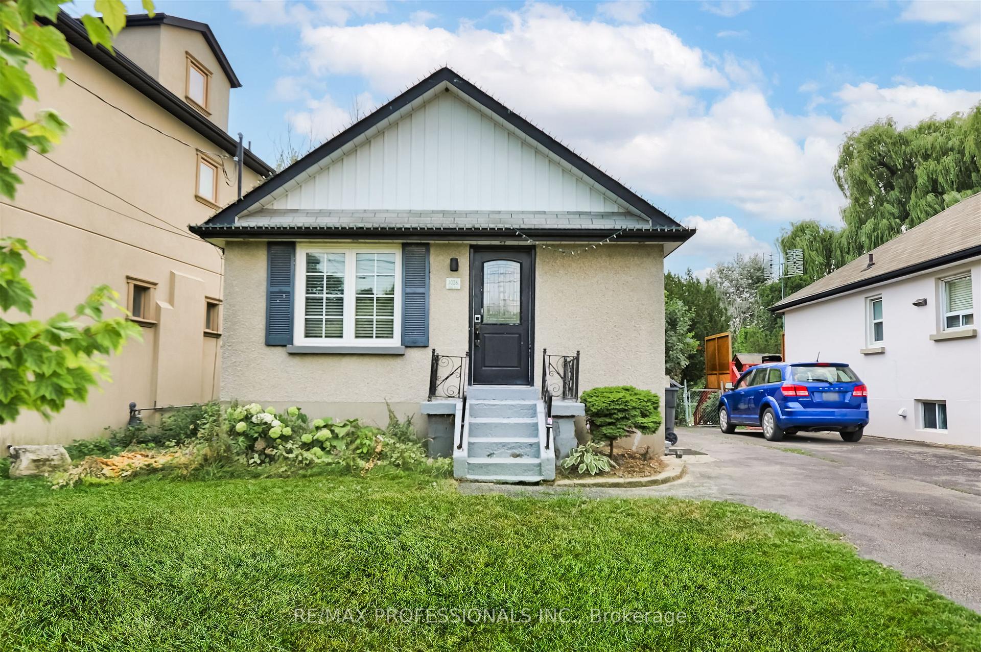 Photo 2 of Unit Bsmt, 1026 Haig Boulevard, Mississauga, Lakeview — HOMEH