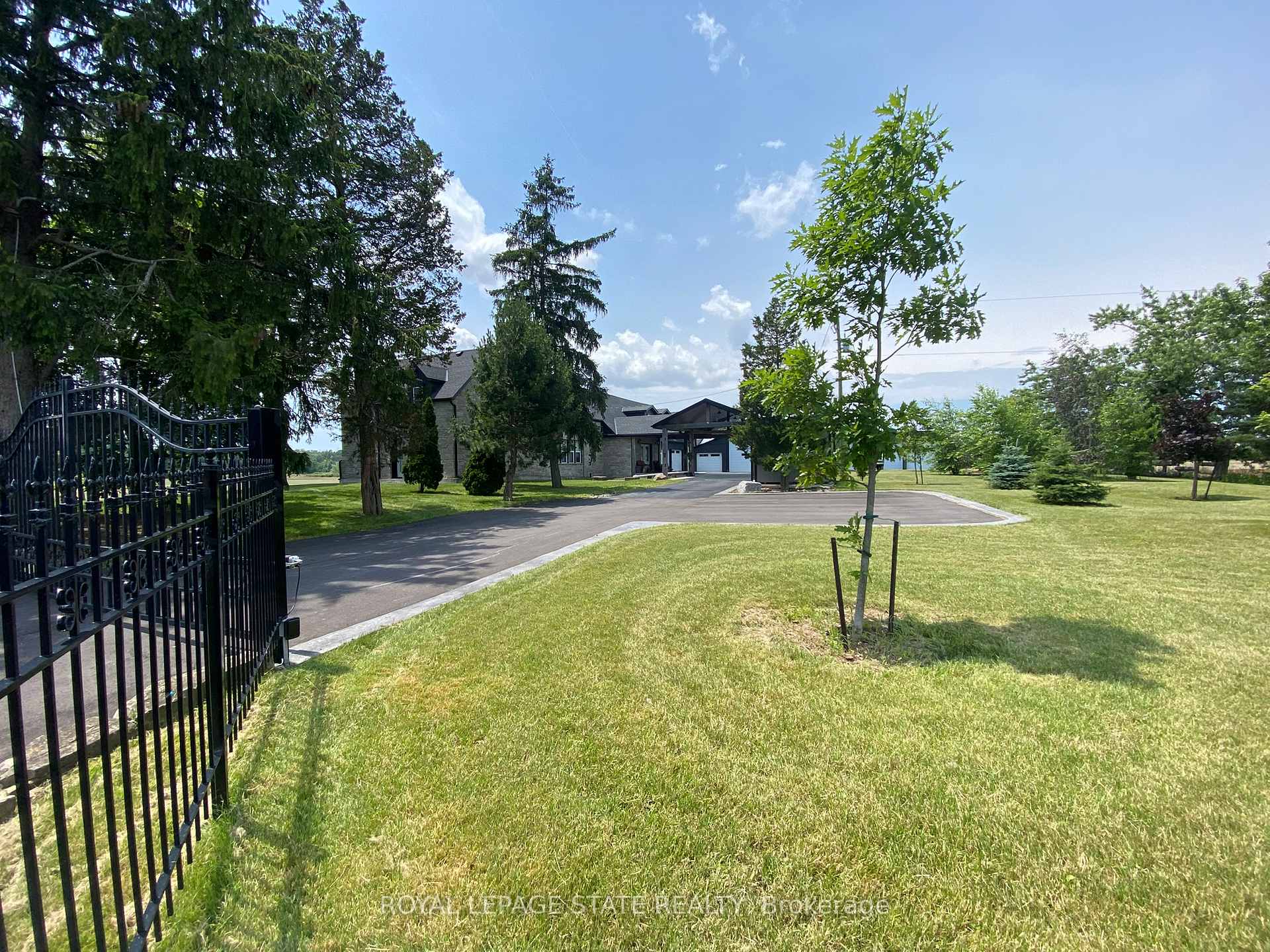 Photo 12 of Unit Upper, 2784 South Grimsby Rd 20, Grimsby, Grimsby Escarpment — HOMEH