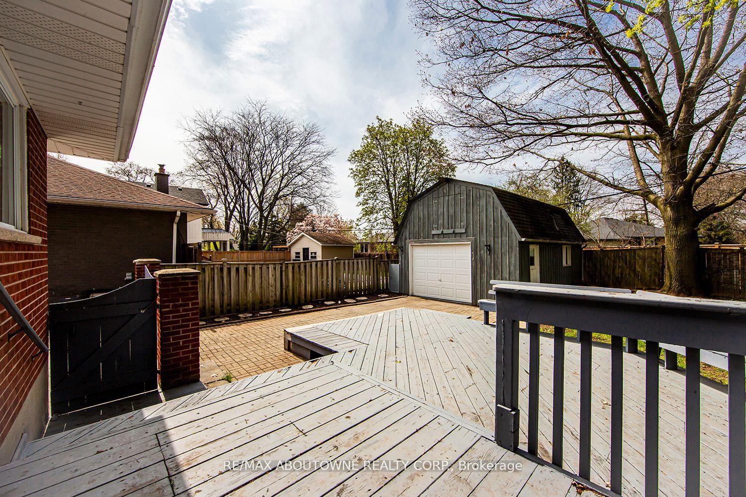 Photo 27 of 530 Lees Lane, Oakville, West — HOMEH