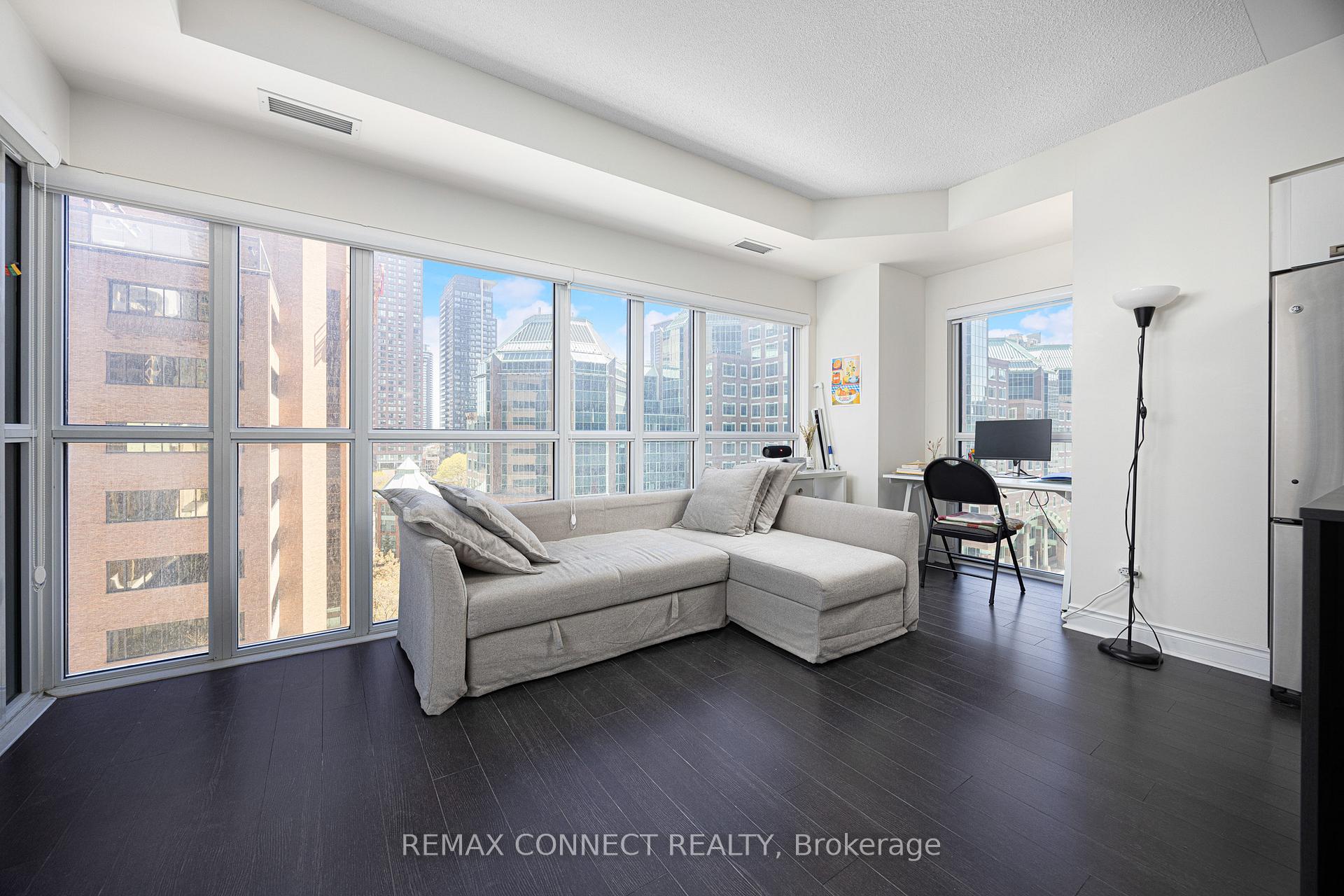 Photo 6 of Unit 1012, 28 Ted Rogers Way, Toronto, Church-Yonge Corridor — HOMEH