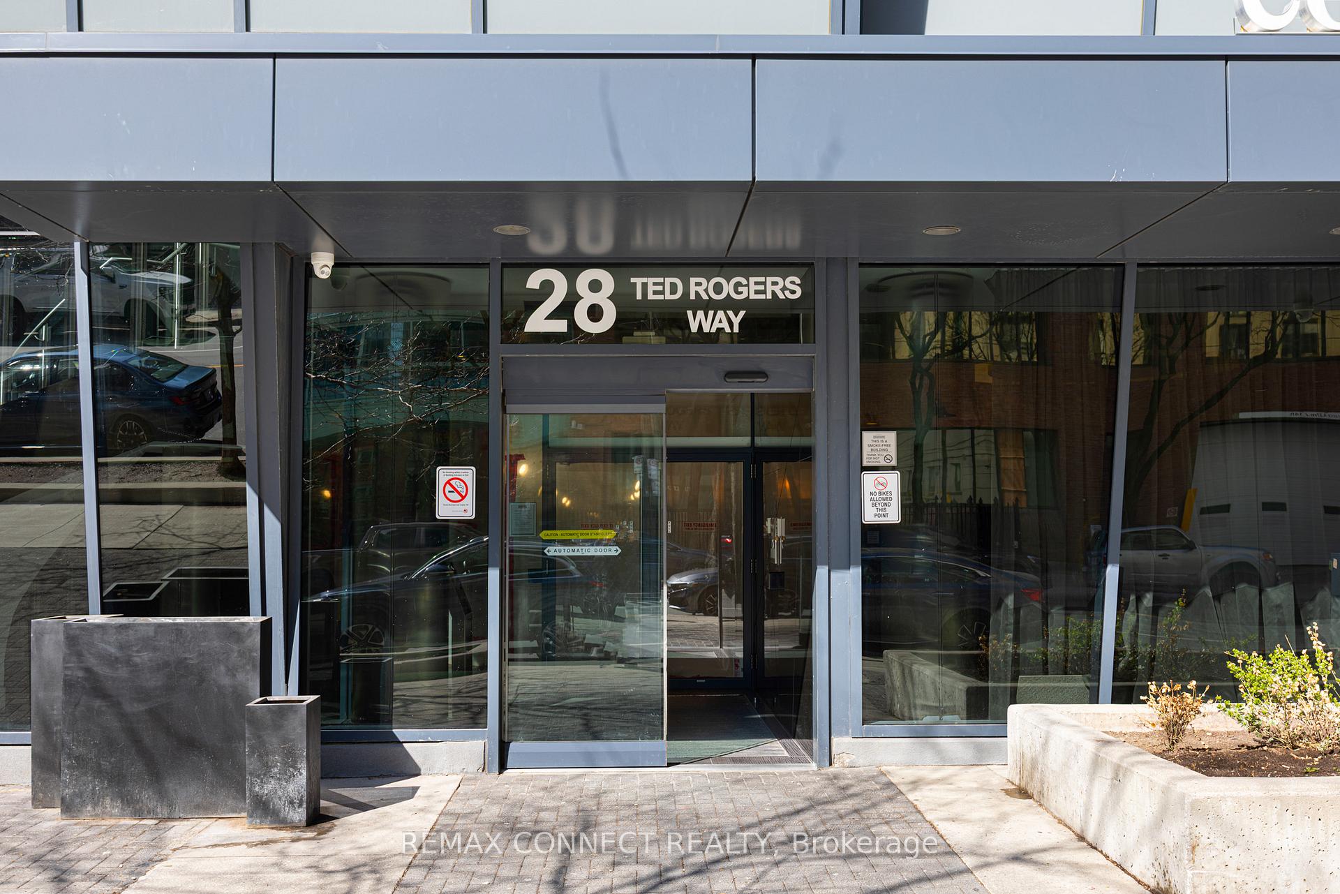 Photo 24 of Unit 1012, 28 Ted Rogers Way, Toronto, Church-Yonge Corridor — HOMEH