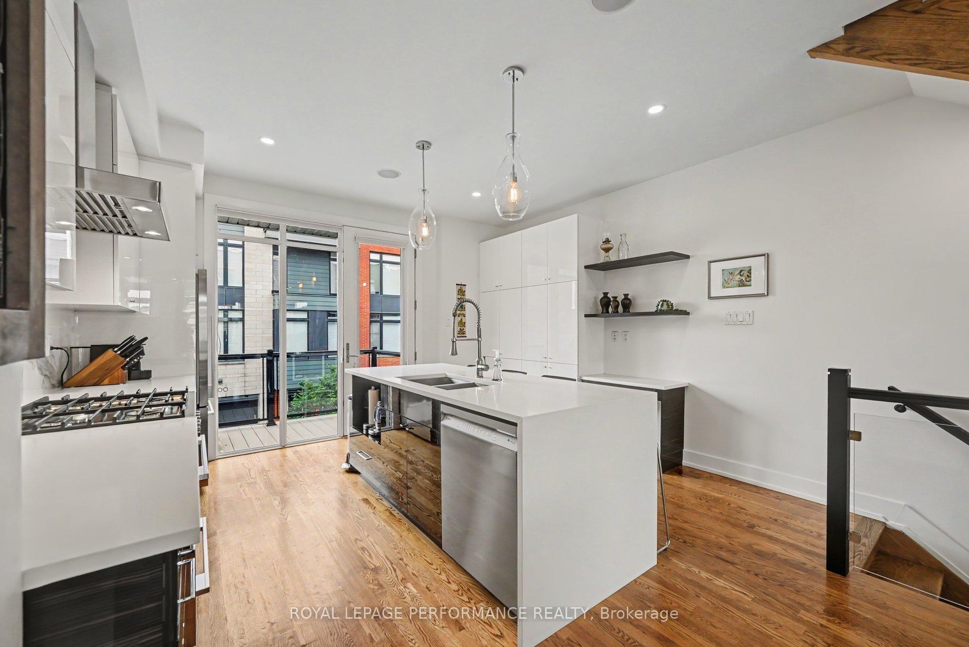 Photo 9 of Unit A, 349 Booth Street, Ottawa, West Centre Town — HOMEH