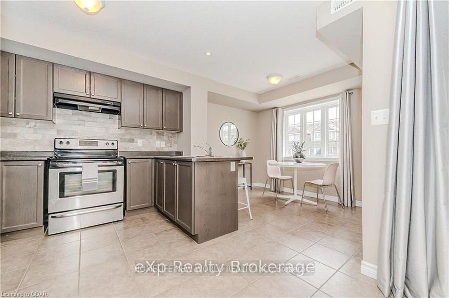 Photo 5 of Unit 44B, 15 Carere Crescent, Guelph, Victoria North — HOMEH