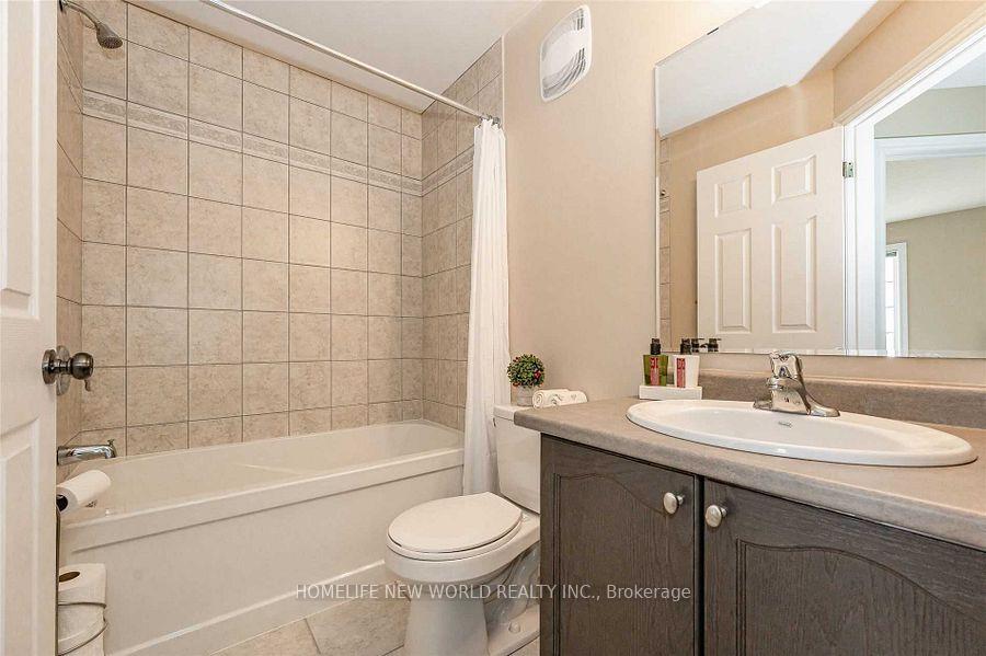 Photo 13 of Unit 44B, 15 Carere Crescent, Guelph, Victoria North — HOMEH