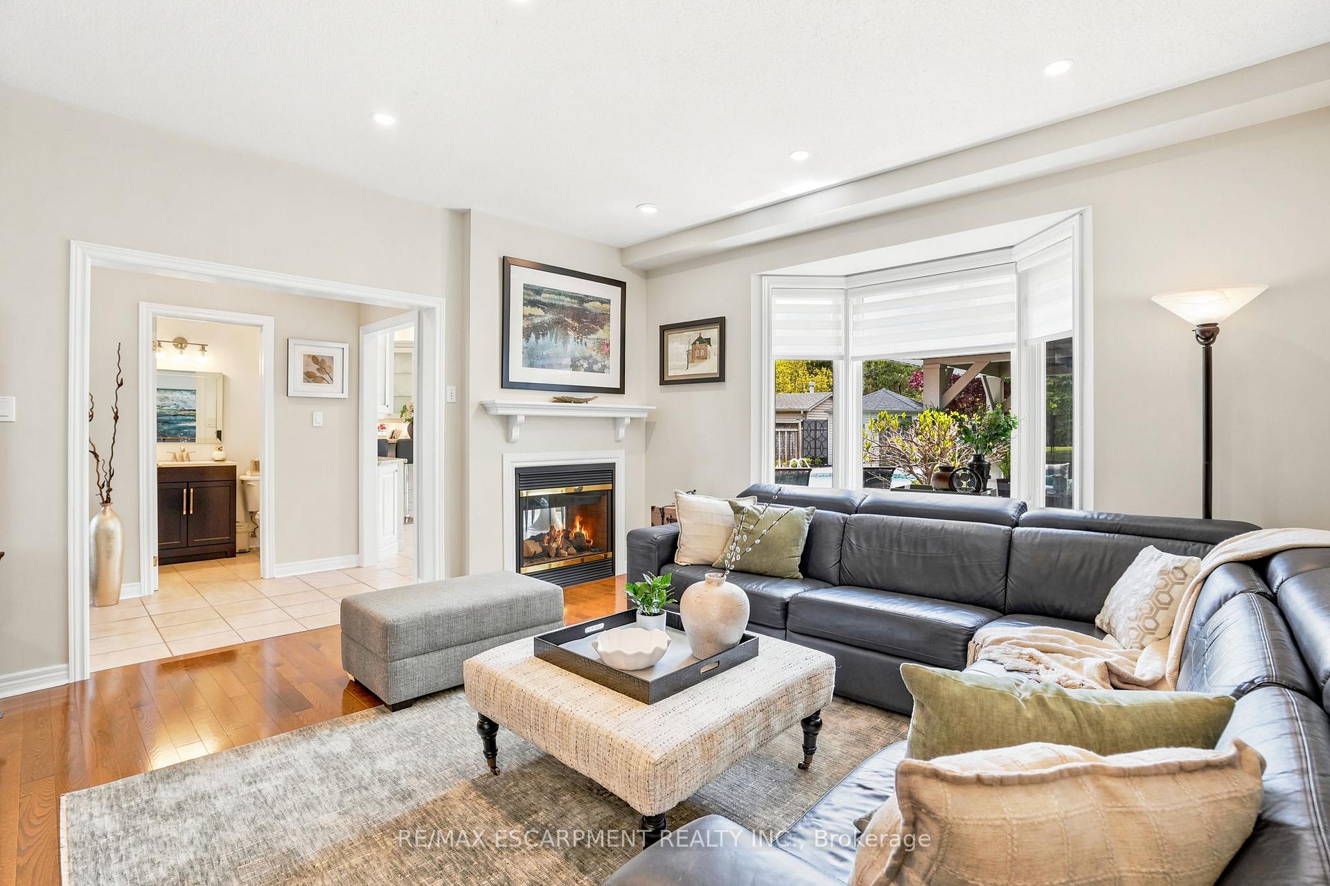 Photo 20 of 156 Valmont Street, Hamilton, Ancaster — HOMEH