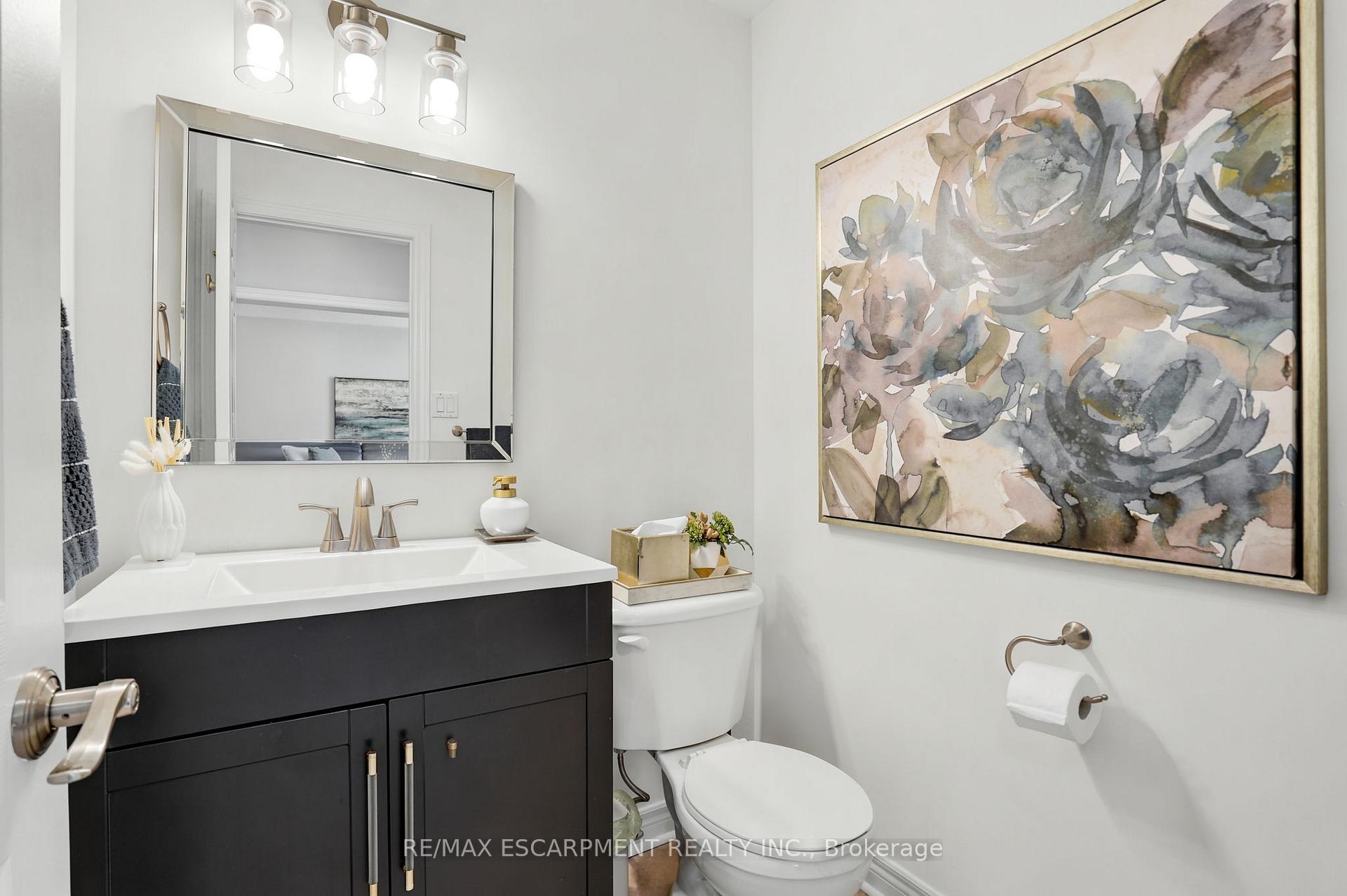 Photo 24 of 156 Valmont Street, Hamilton, Ancaster — HOMEH