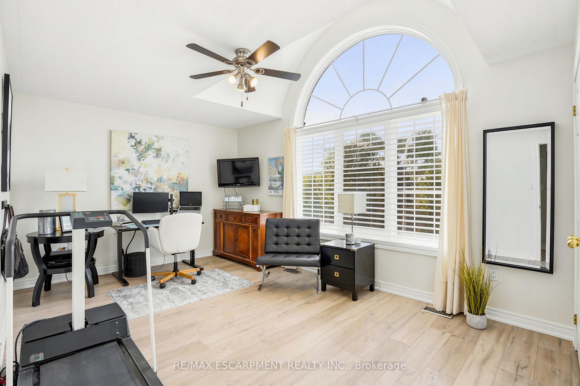 Photo 35 of 156 Valmont Street, Hamilton, Ancaster — HOMEH