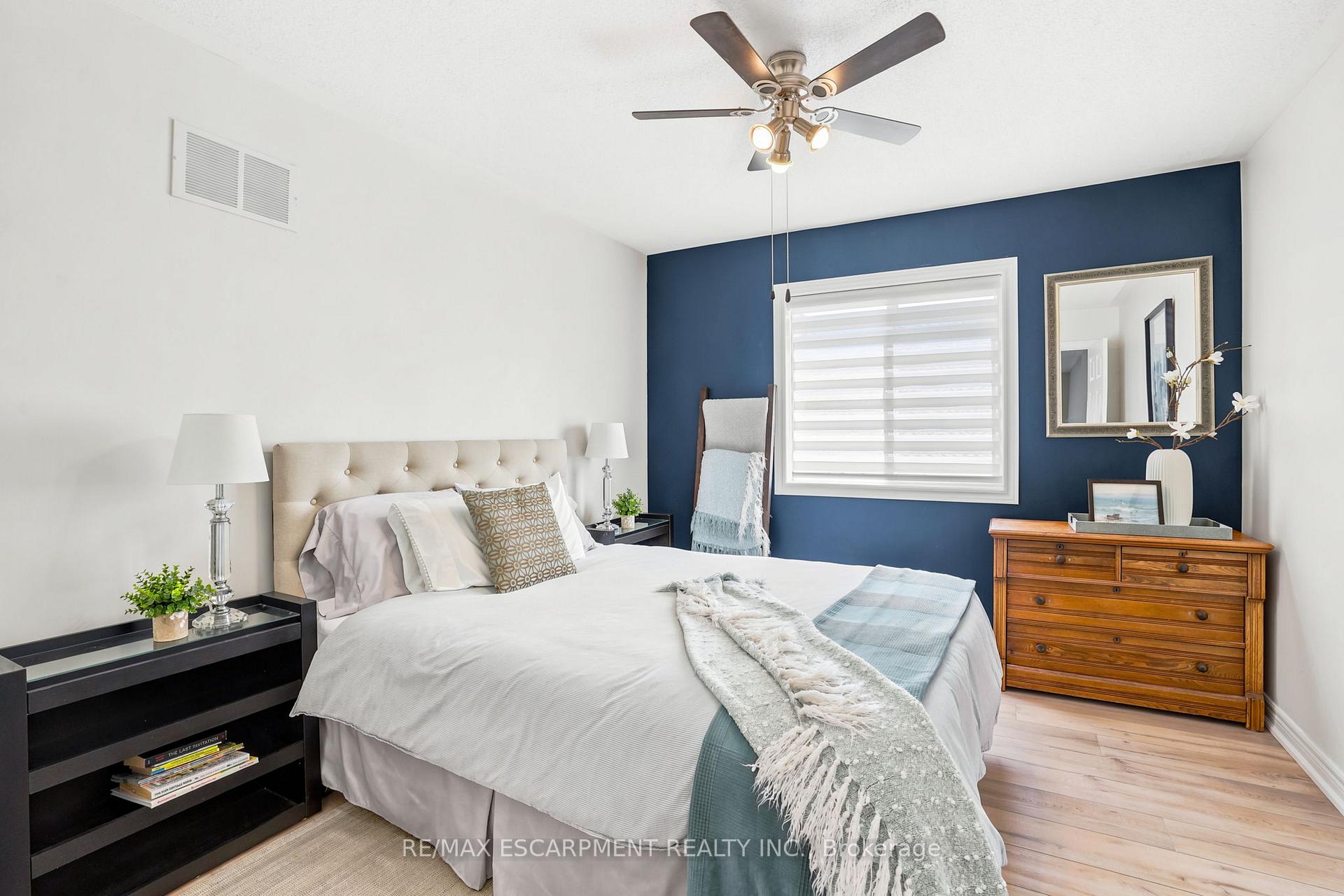 Photo 37 of 156 Valmont Street, Hamilton, Ancaster — HOMEH