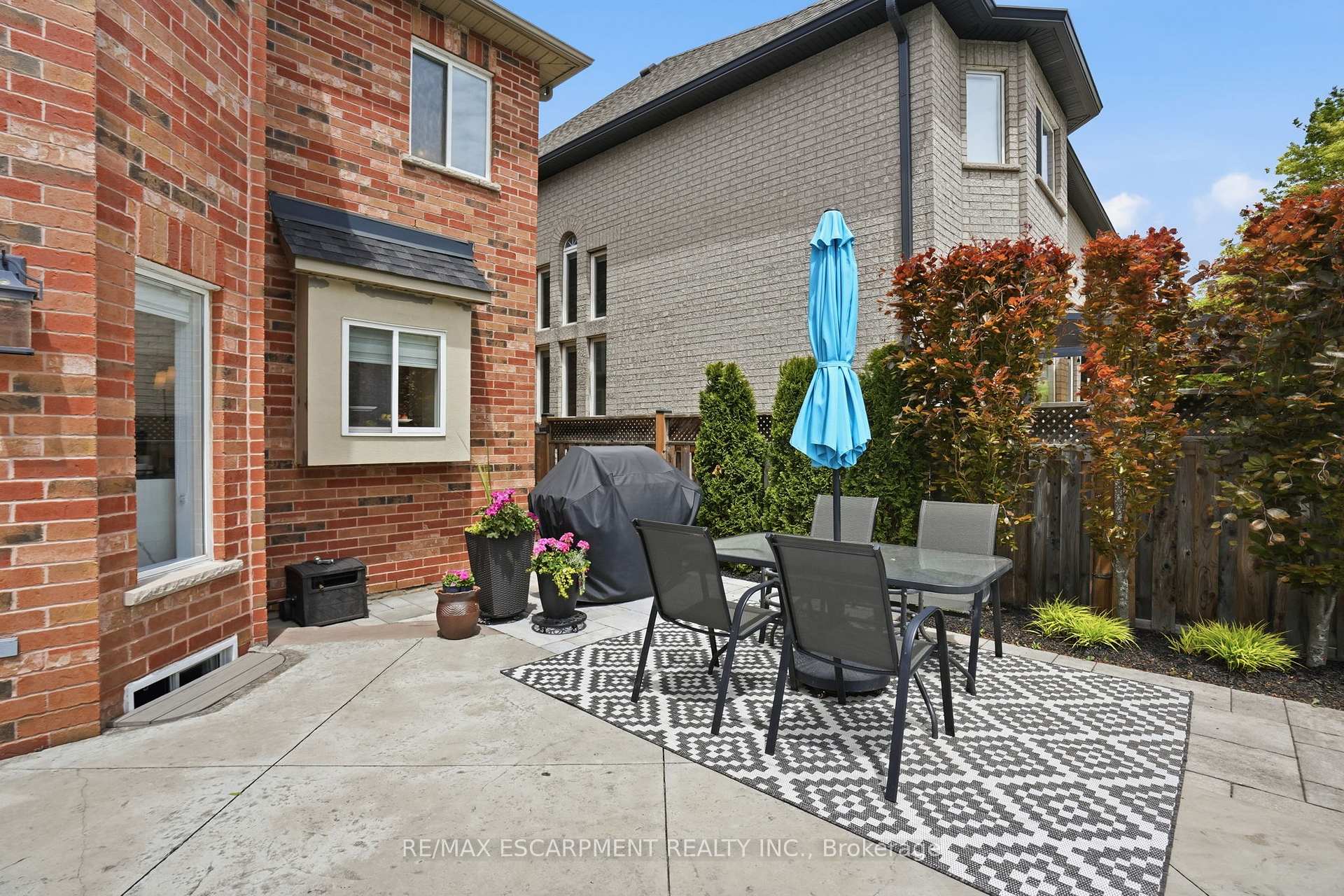 Photo 45 of 156 Valmont Street, Hamilton, Ancaster — HOMEH