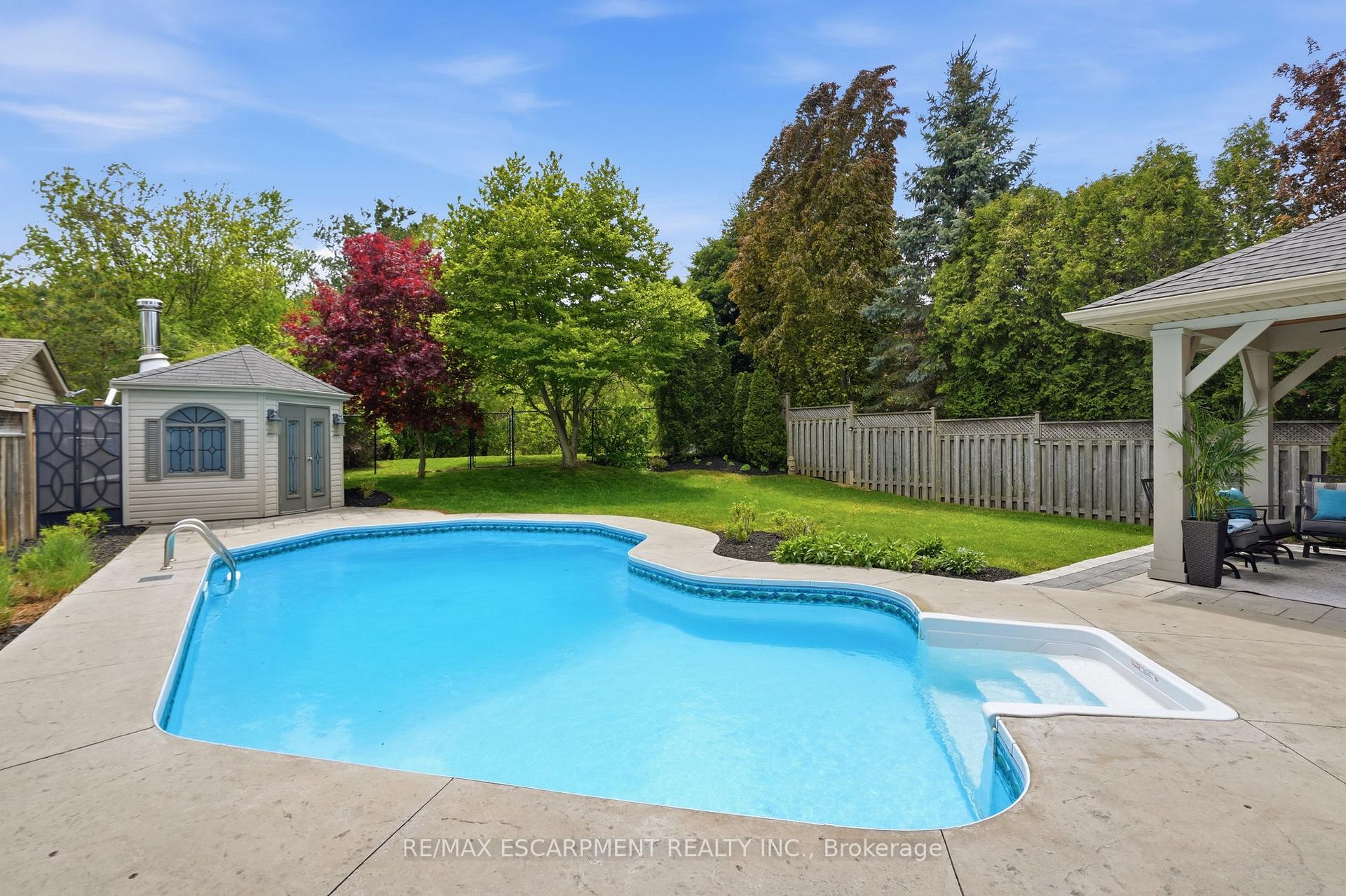 Photo 49 of 156 Valmont Street, Hamilton, Ancaster — HOMEH