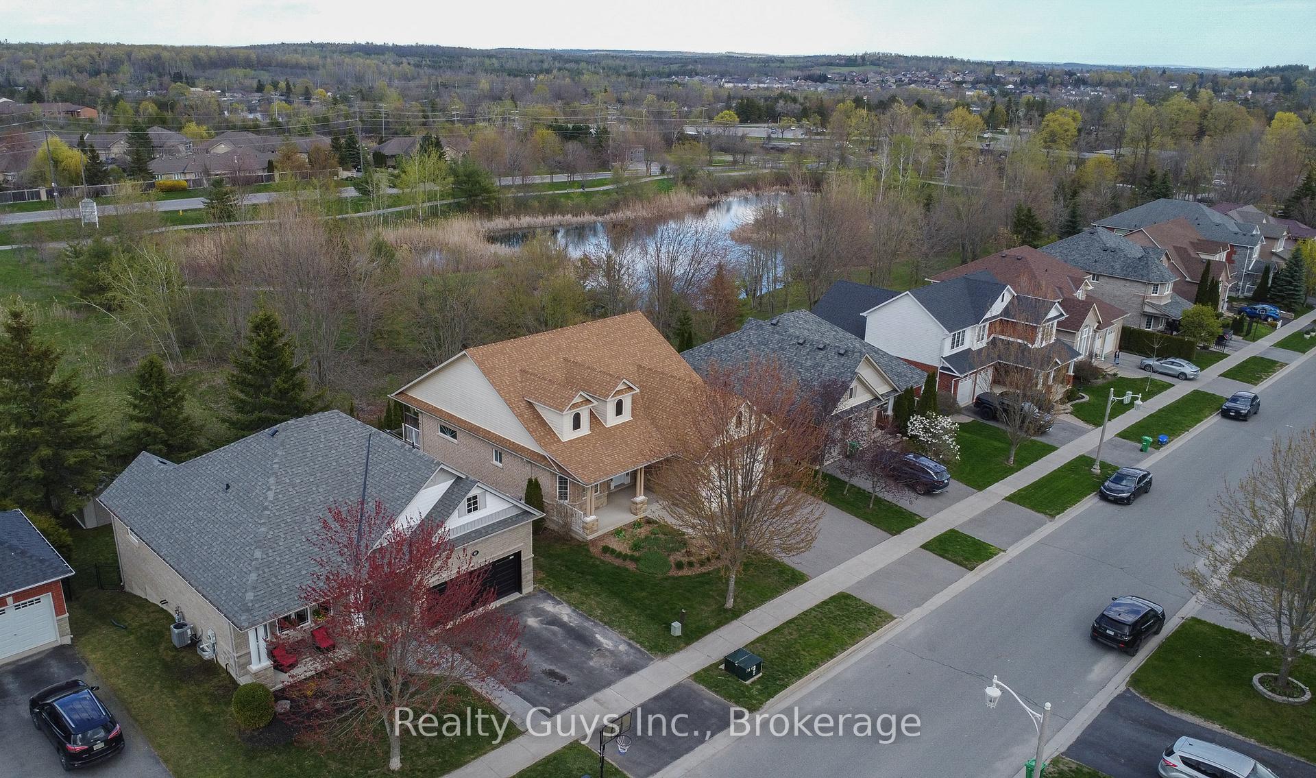 Photo 2 of 407 Carriage Lane, Peterborough, Northcrest Ward 5 — HOMEH