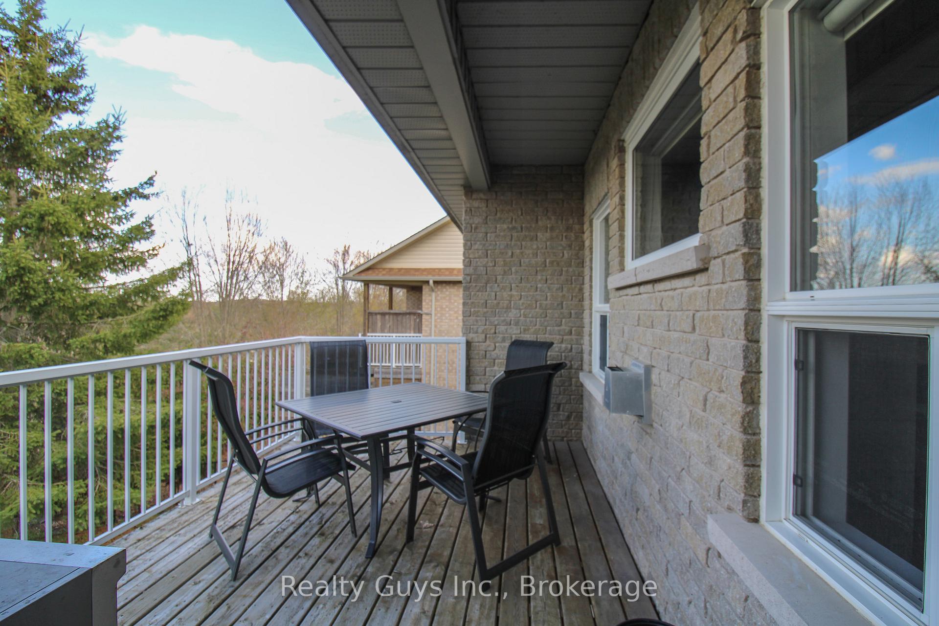 Photo 6 of 407 Carriage Lane, Peterborough, Northcrest Ward 5 — HOMEH