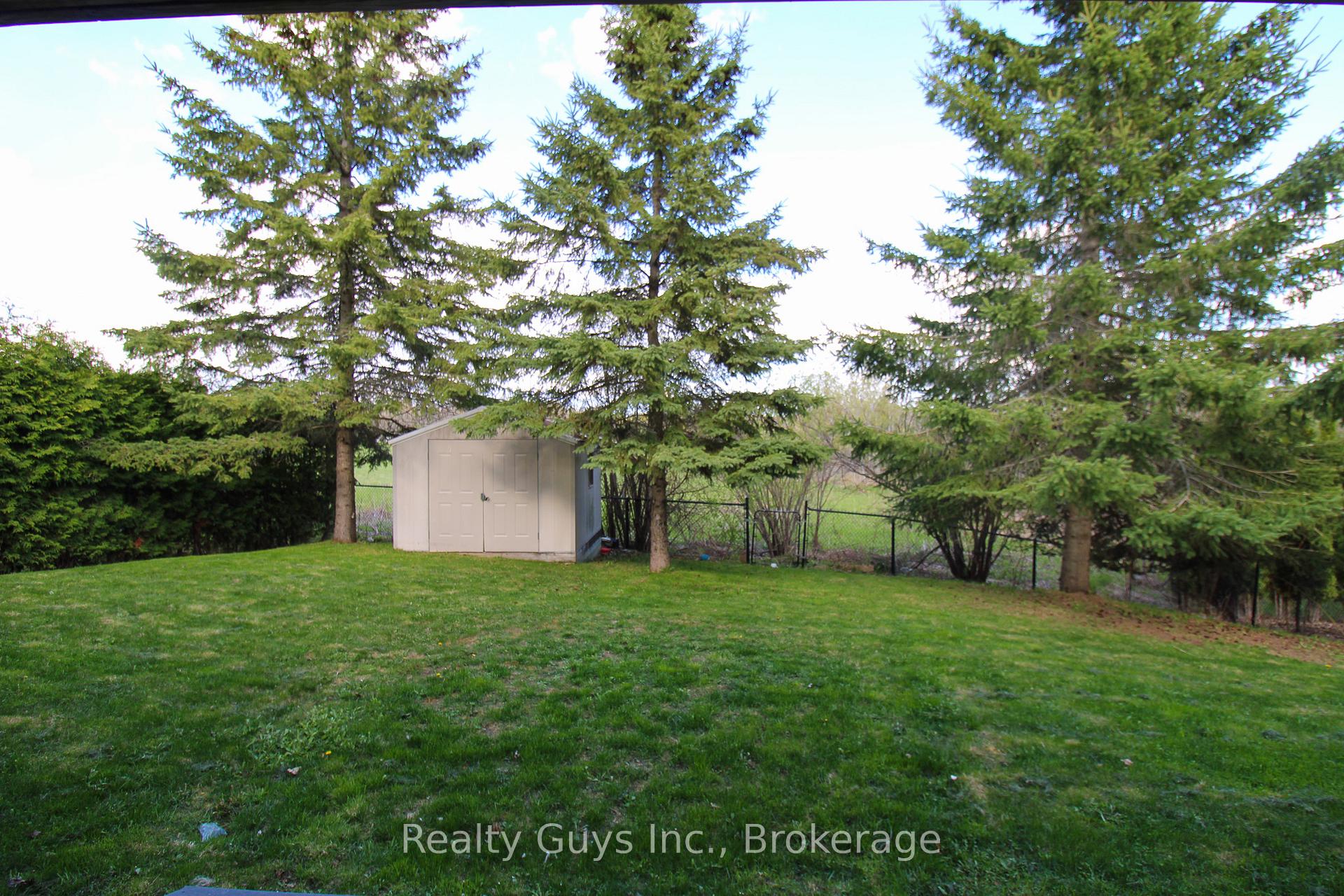 Photo 7 of 407 Carriage Lane, Peterborough, Northcrest Ward 5 — HOMEH