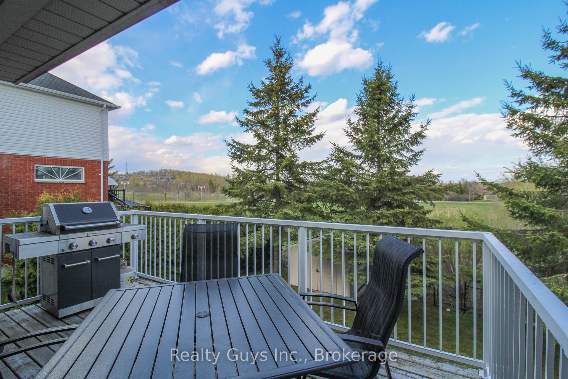 Photo 20 of 407 Carriage Lane, Peterborough, Northcrest Ward 5 — HOMEH