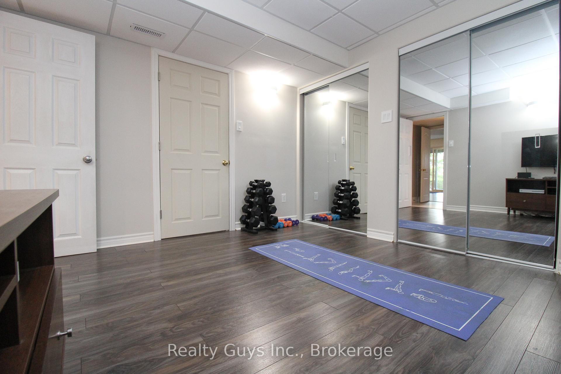 Photo 44 of 407 Carriage Lane, Peterborough, Northcrest Ward 5 — HOMEH