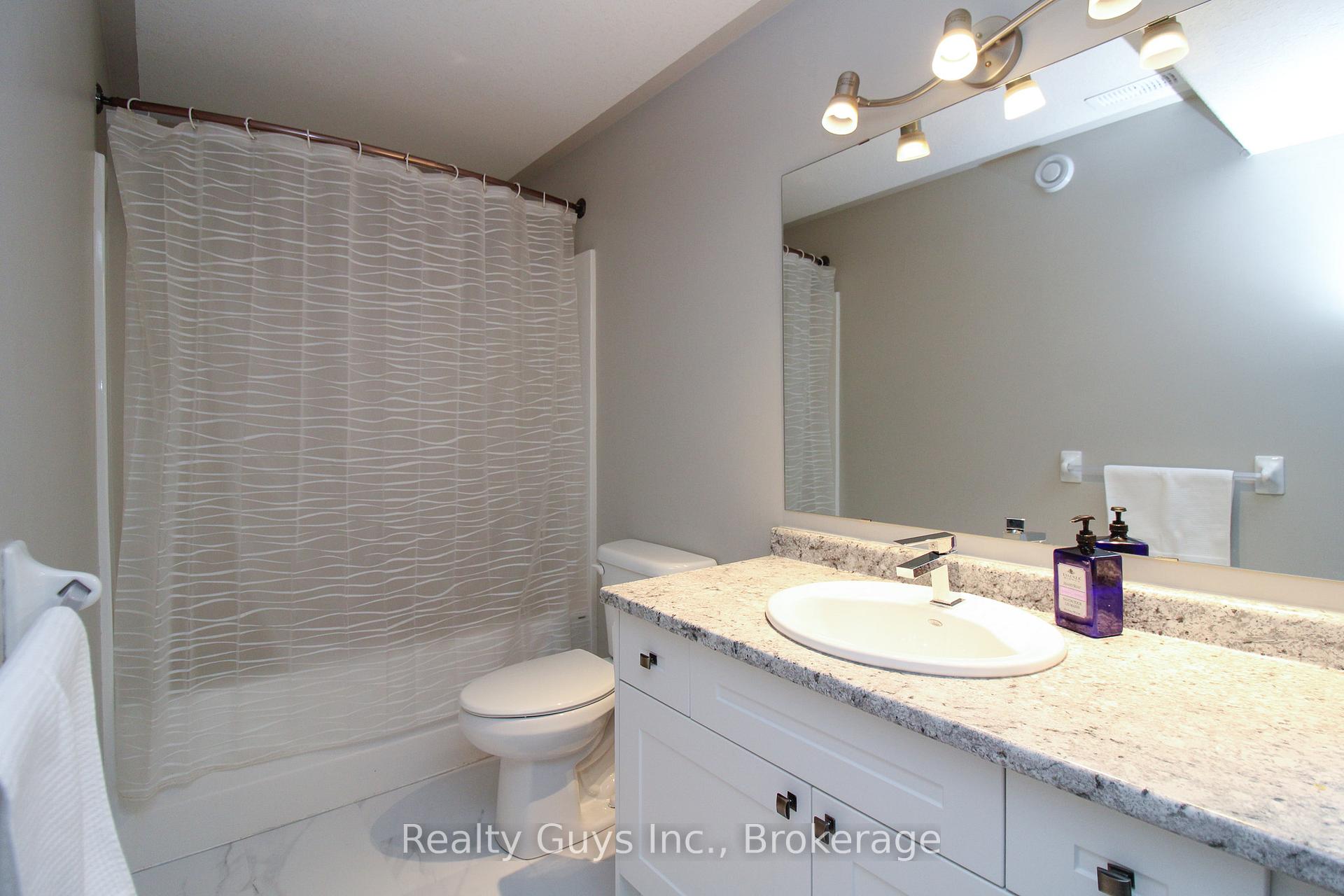 Photo 46 of 407 Carriage Lane, Peterborough, Northcrest Ward 5 — HOMEH