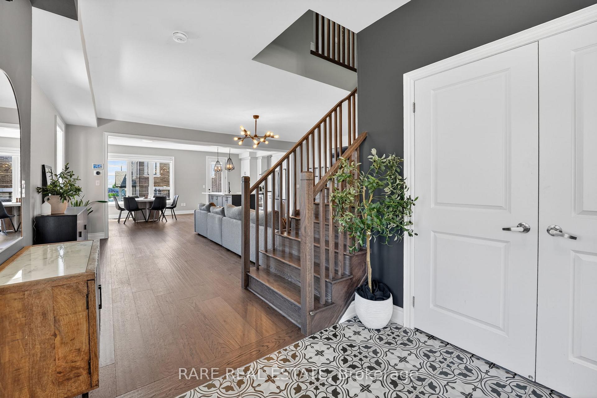 Photo 8 of 2141 Wilson Street, Innisfil, Alcona — HOMEH