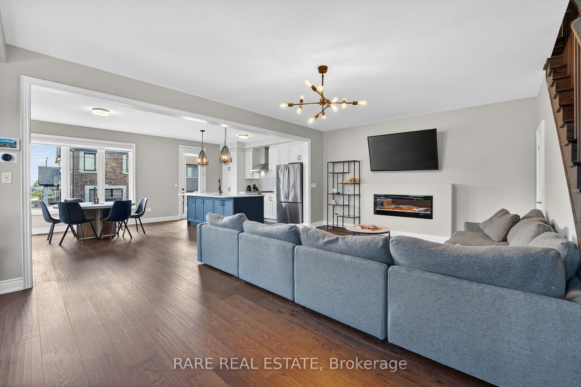 Photo 11 of 2141 Wilson Street, Innisfil, Alcona — HOMEH