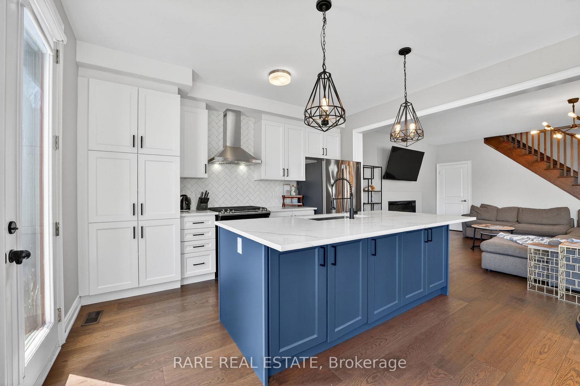 Photo 18 of 2141 Wilson Street, Innisfil, Alcona — HOMEH