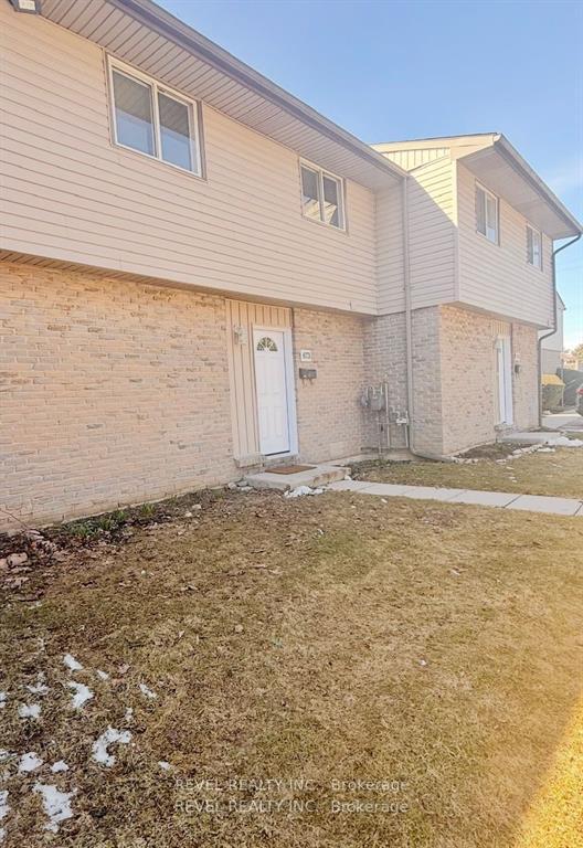 Photo 3 of 873 Southdale Road E, London, South Y — HOMEH