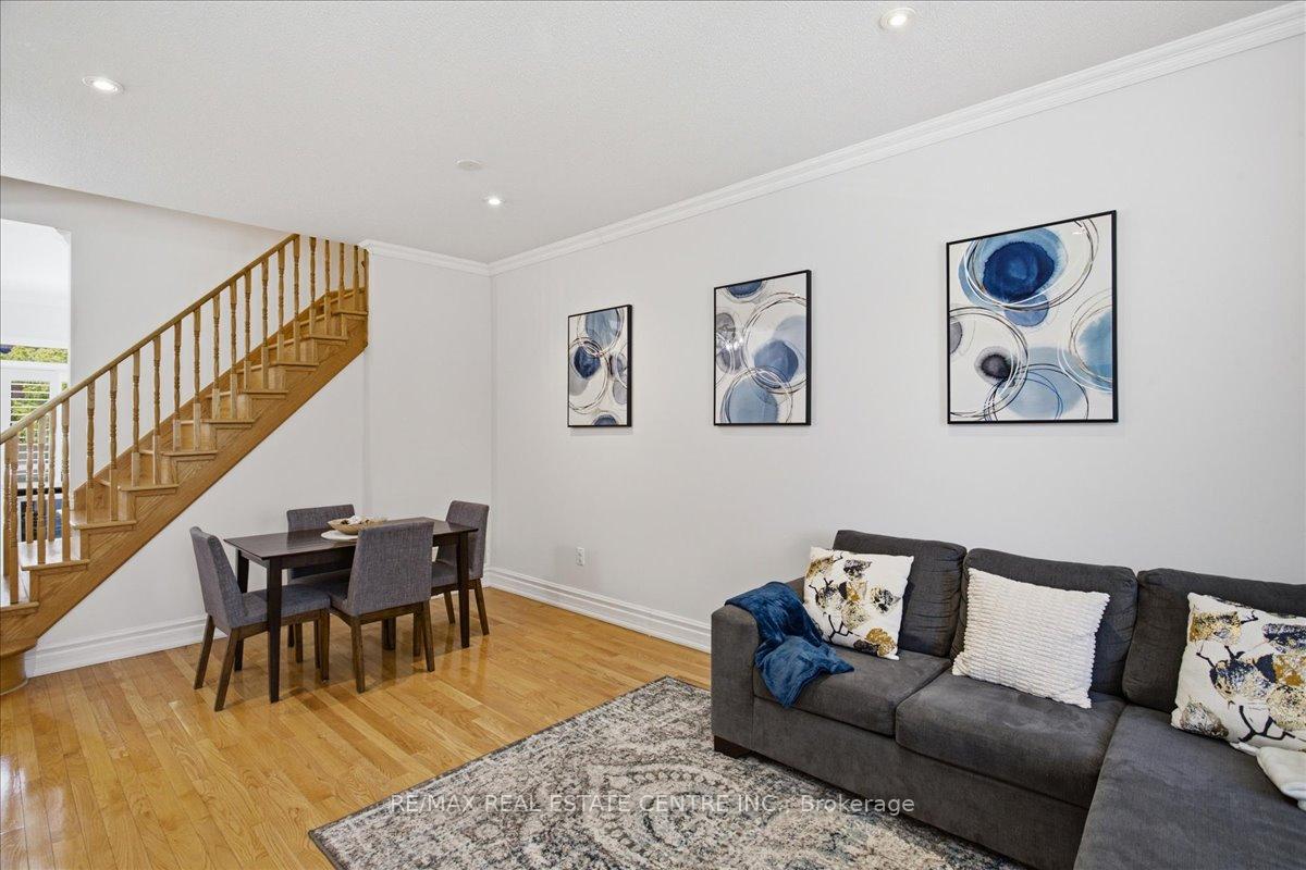 Photo 5 of 83 Limeridge Street, Aurora, Bayview Wellington — HOMEH