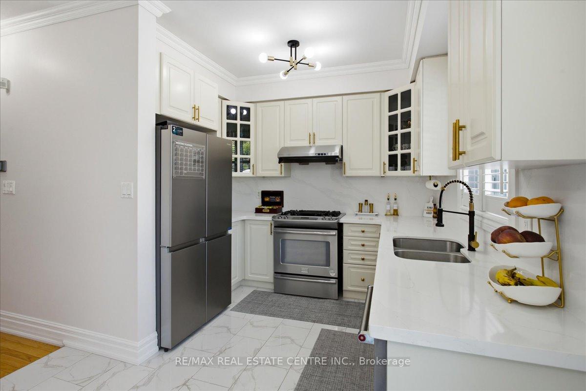 Photo 10 of 83 Limeridge Street, Aurora, Bayview Wellington — HOMEH