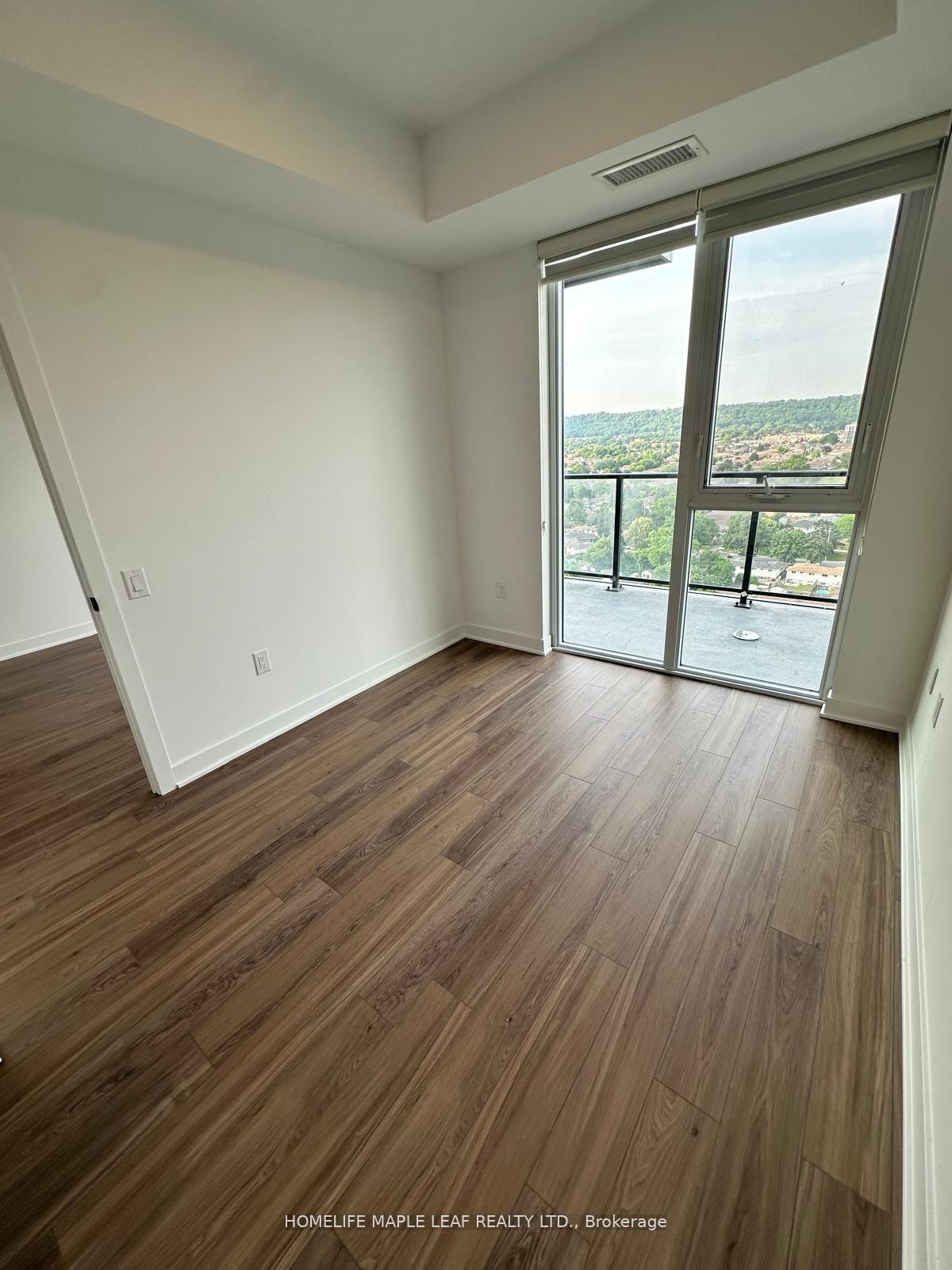 Photo 15 of Unit 1520, 2782 Barton Street E, Hamilton, Riverdale — HOMEH