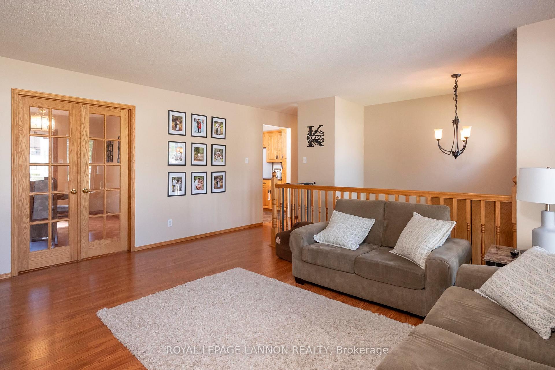 Photo 5 of 107 Sapphire Drive, Thunder Bay, Dawson Heights — HOMEH