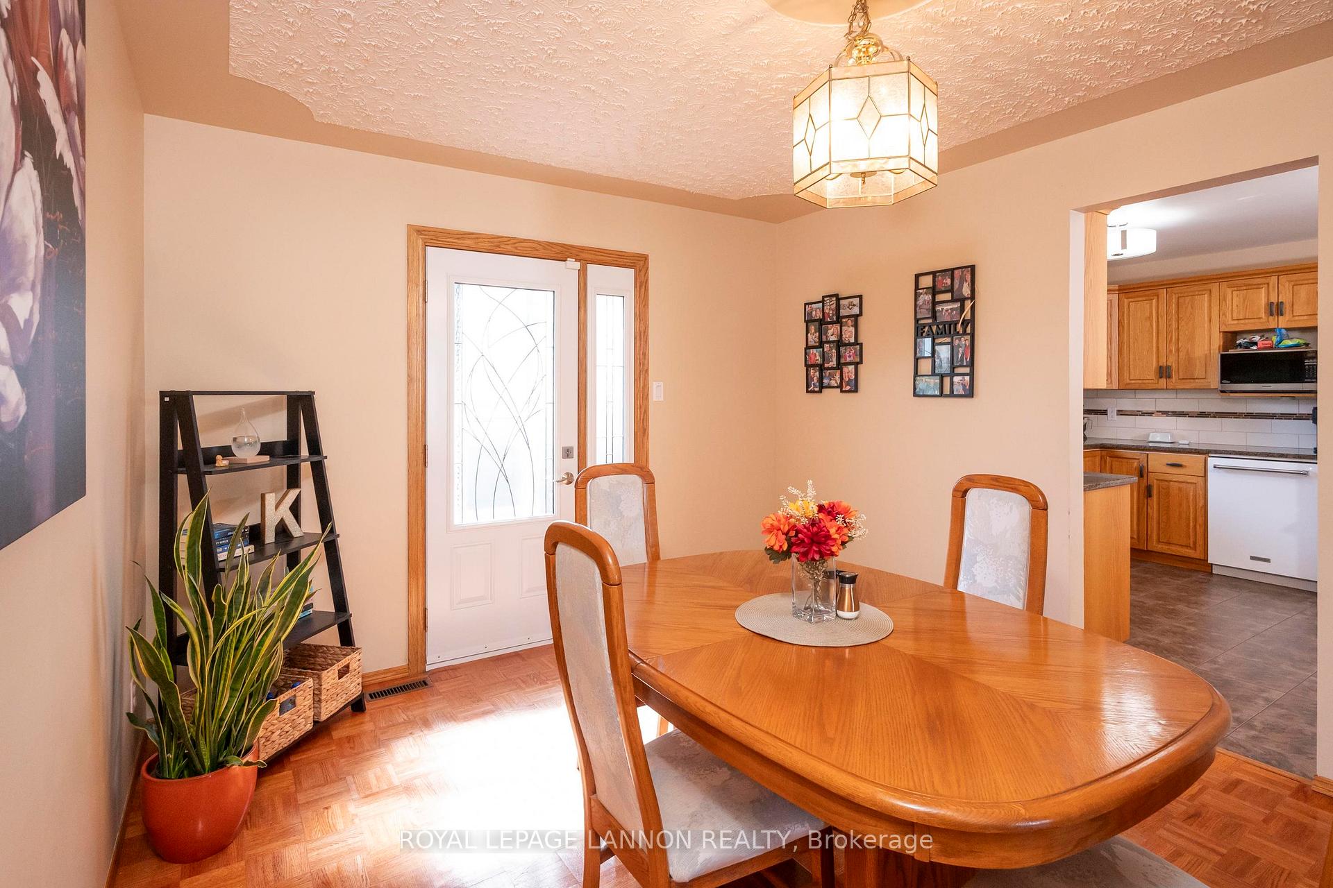 Photo 7 of 107 Sapphire Drive, Thunder Bay, Dawson Heights — HOMEH
