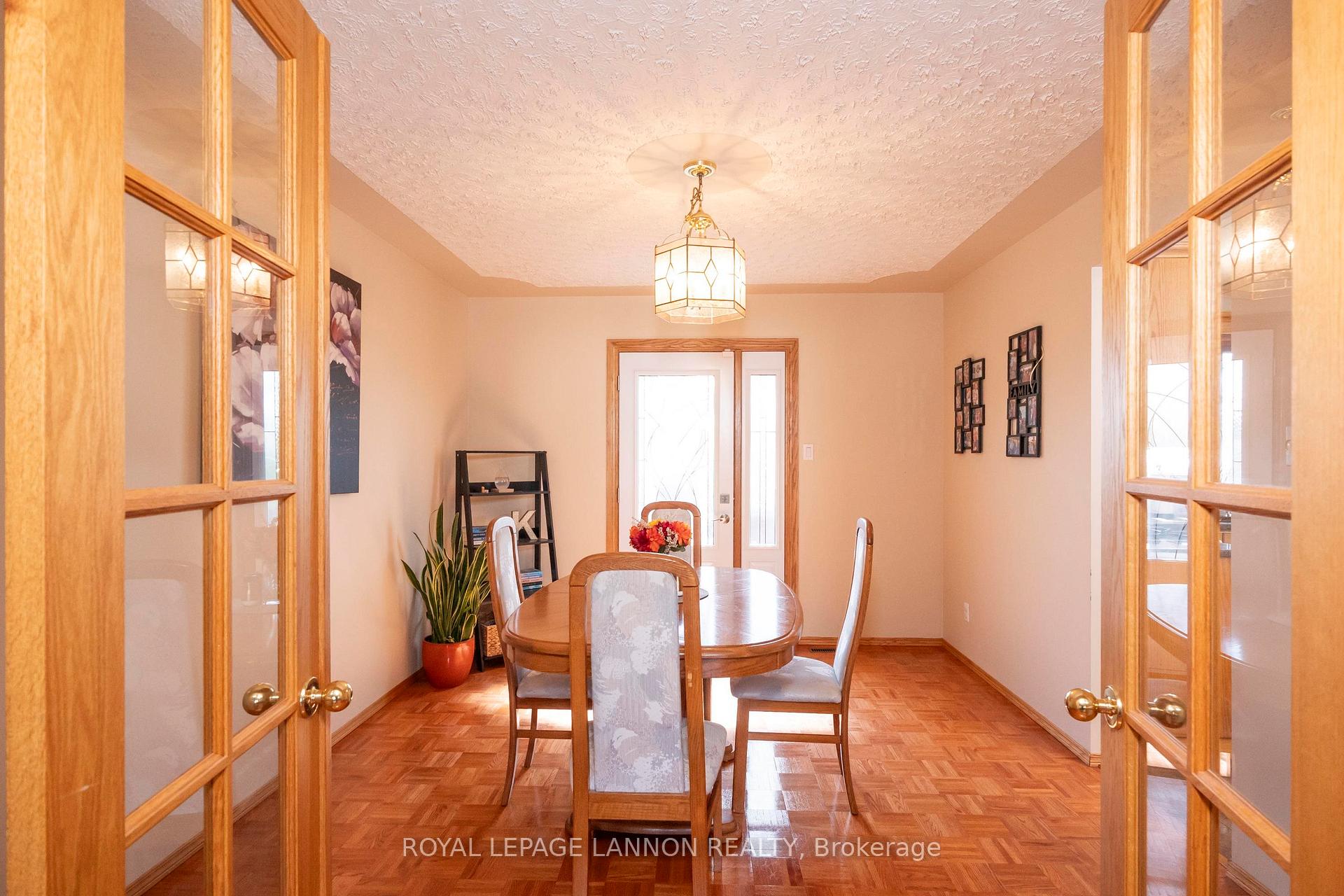 Photo 10 of 107 Sapphire Drive, Thunder Bay, Dawson Heights — HOMEH