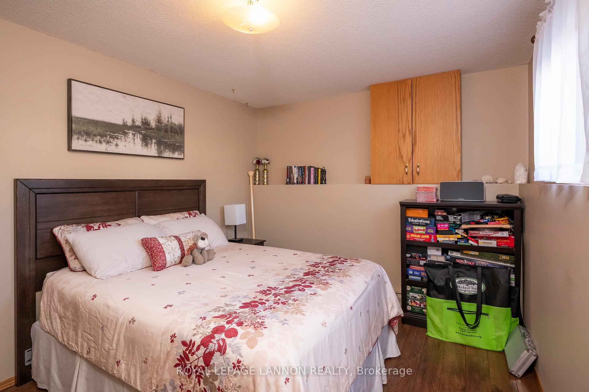 Photo 19 of 107 Sapphire Drive, Thunder Bay, Dawson Heights — HOMEH