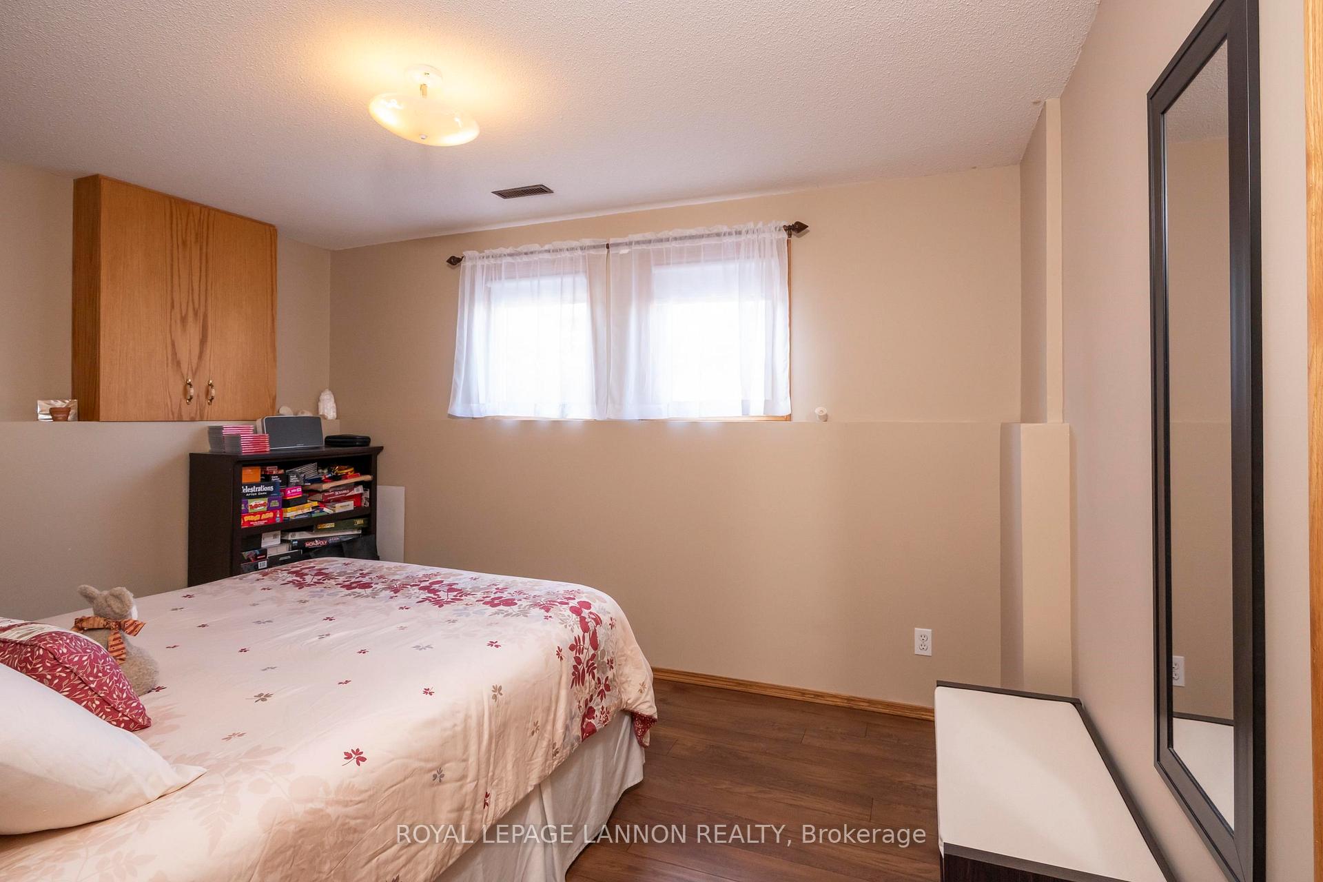 Photo 21 of 107 Sapphire Drive, Thunder Bay, Dawson Heights — HOMEH